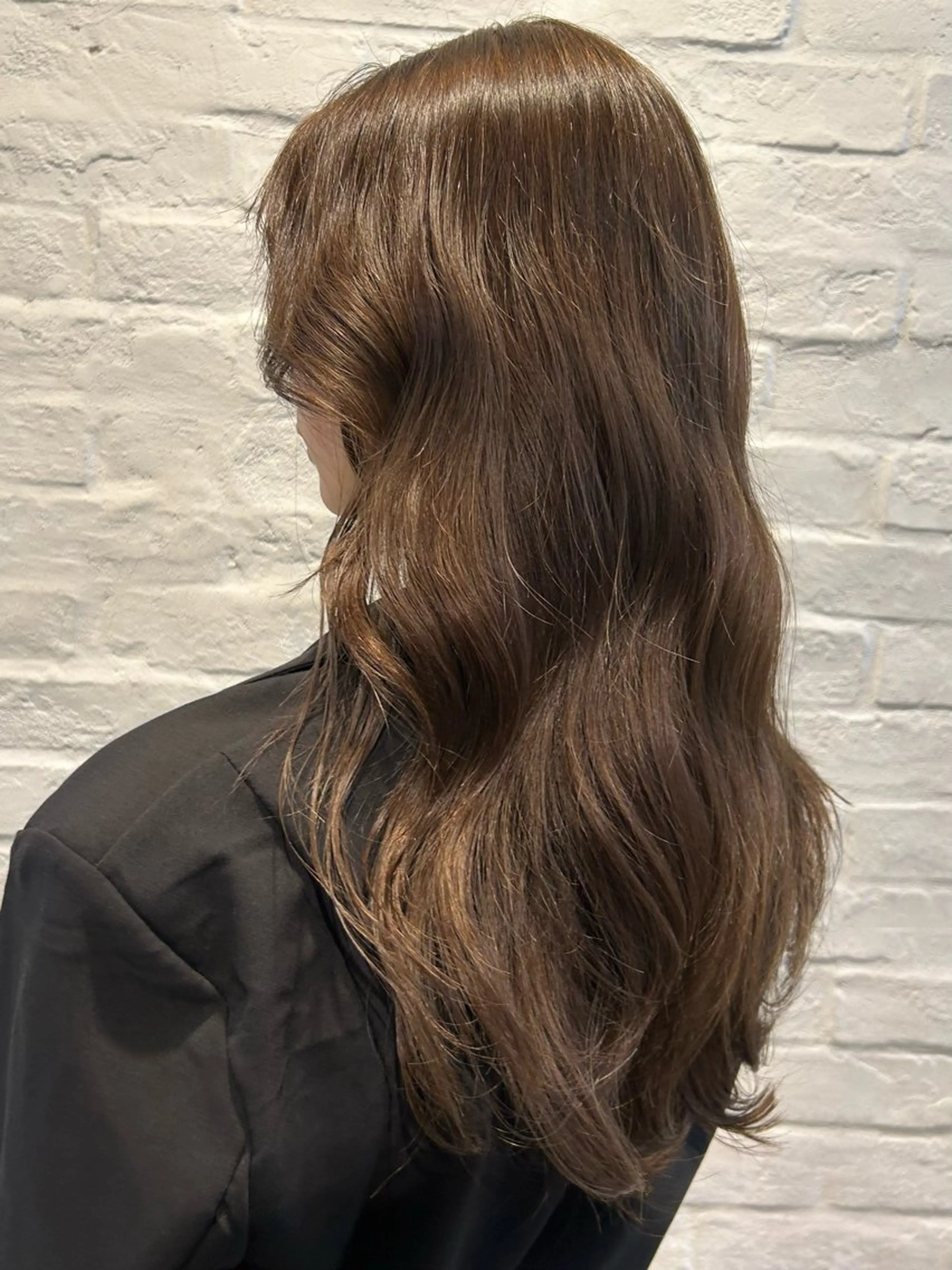 ロング ヘアカラー コテ巻き風パーマ🫧 韓国パーマ反町海大のヘアスタイル