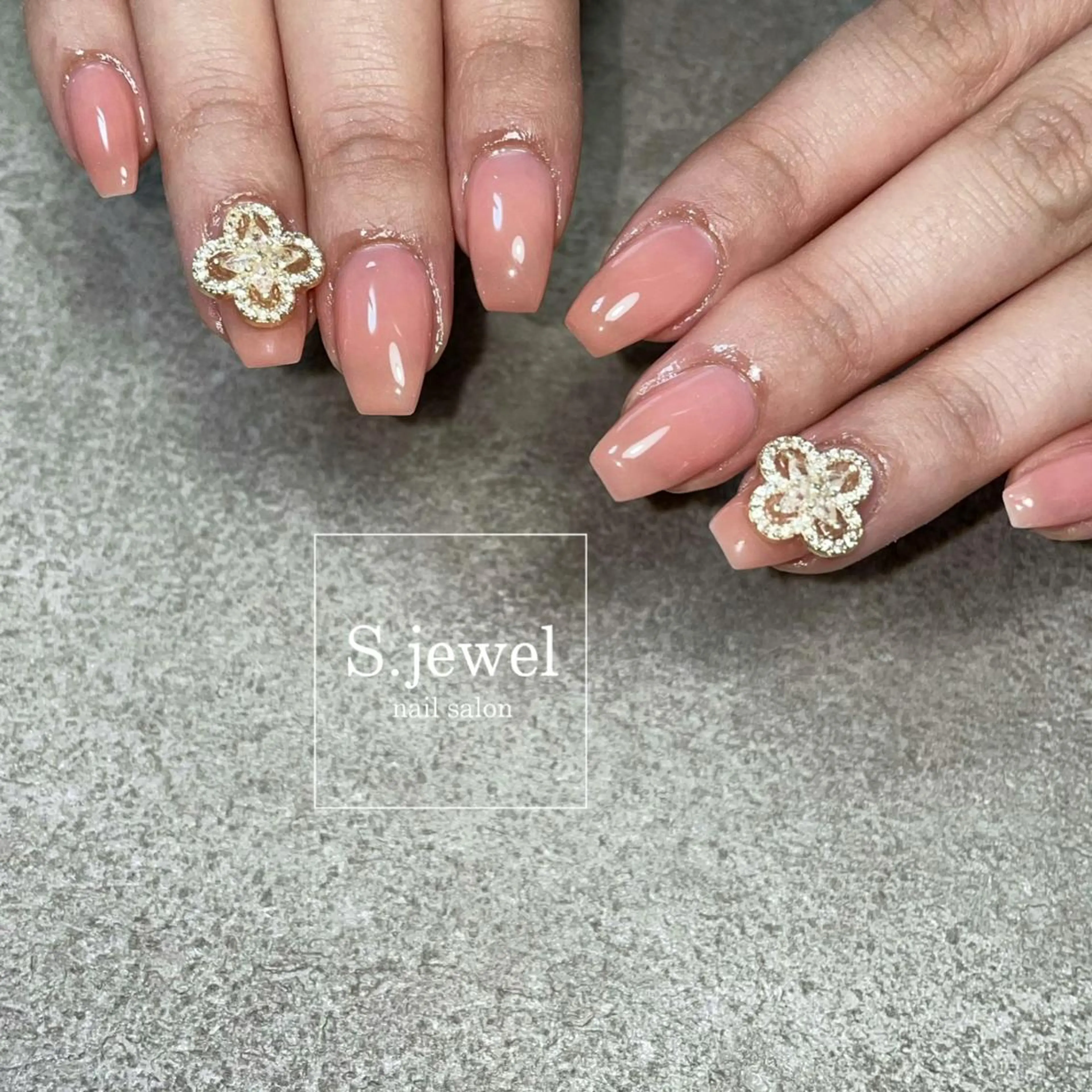 ネイル S♡JEWEL所属・S. JEWELのネイルデザイン