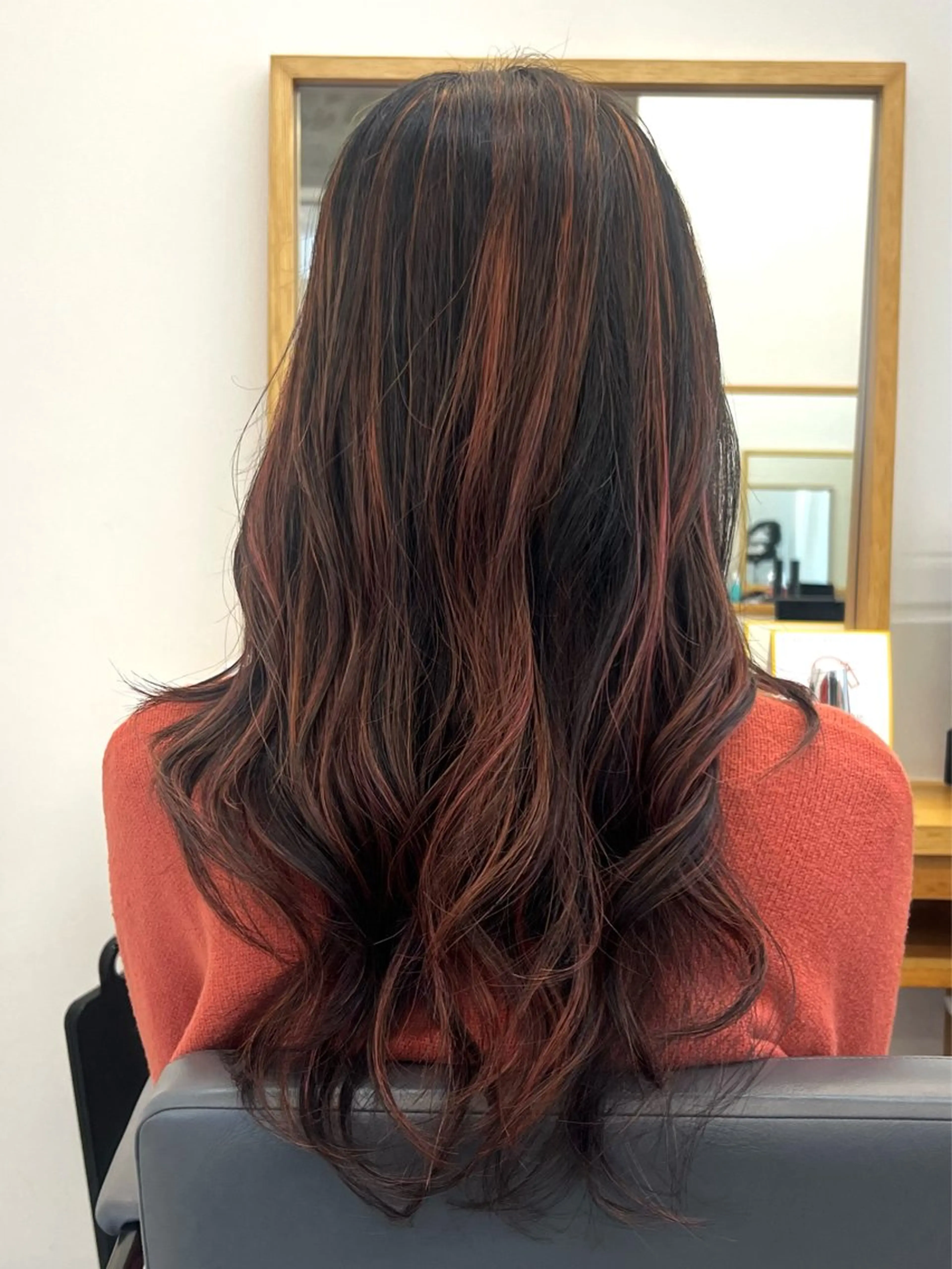 ロング カラー カット ヘアカラー Ore🫧タナカマヤ /柔らかい質感カラーのヘアスタイル