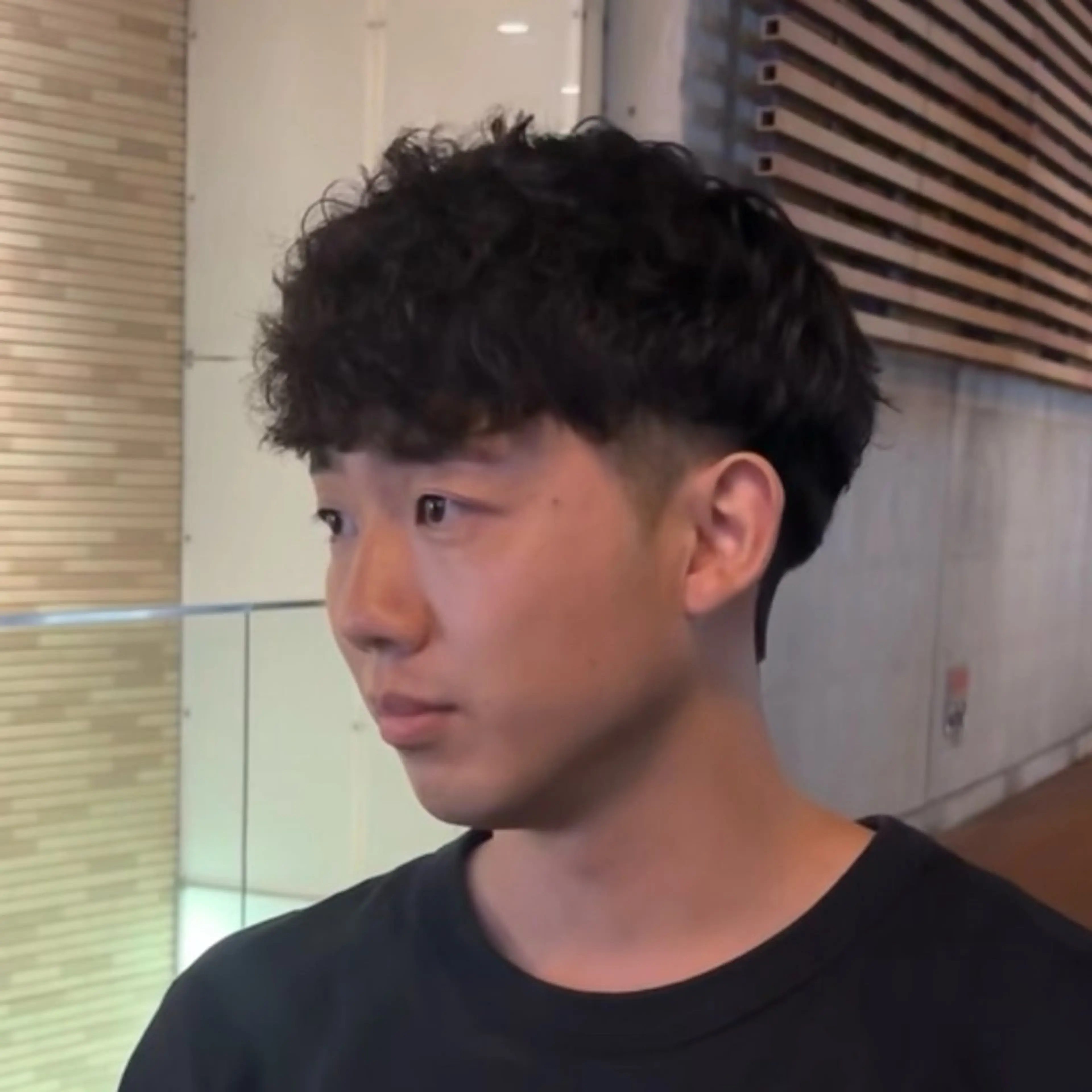 パーマ メンズ カット パーマ 【美容系メンズ特化】 RYOの眉毛・アイブロウイメージ