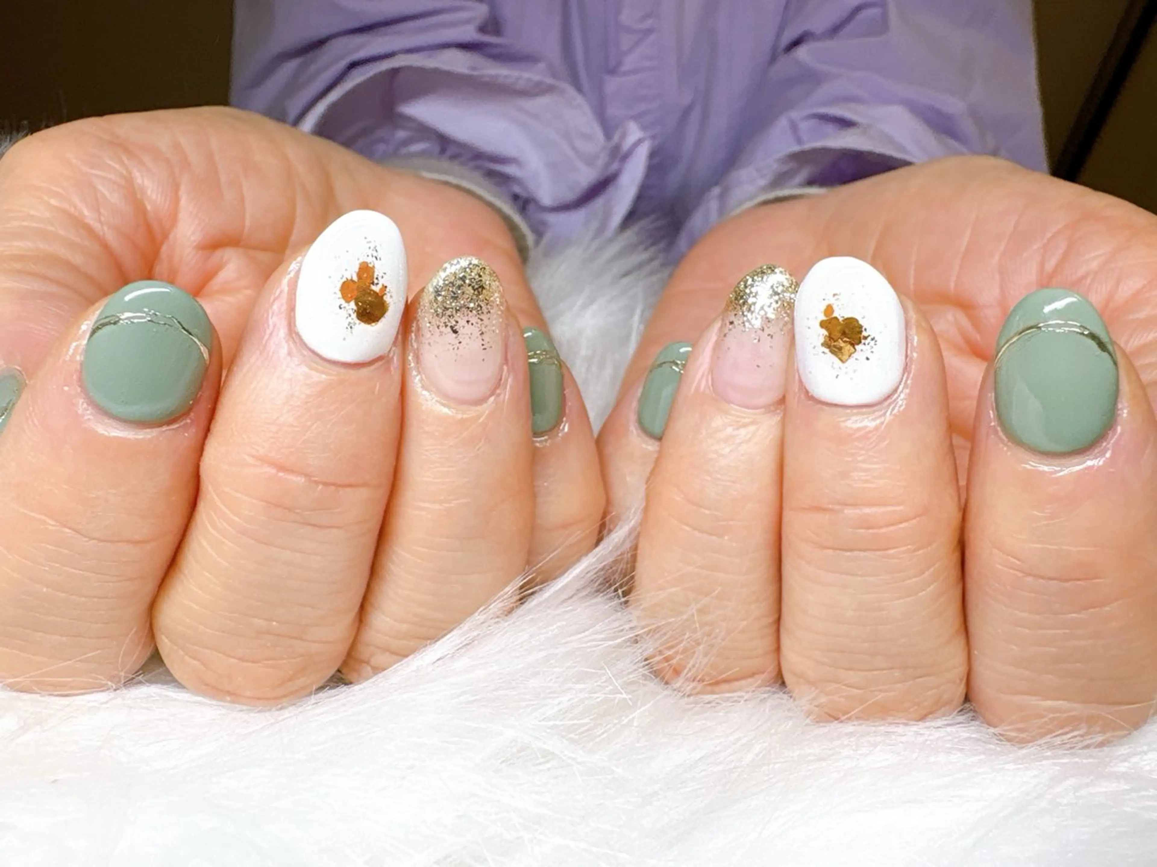 ネイル ECLAT エクラ所属・寺山 千鶴のネイルデザイン