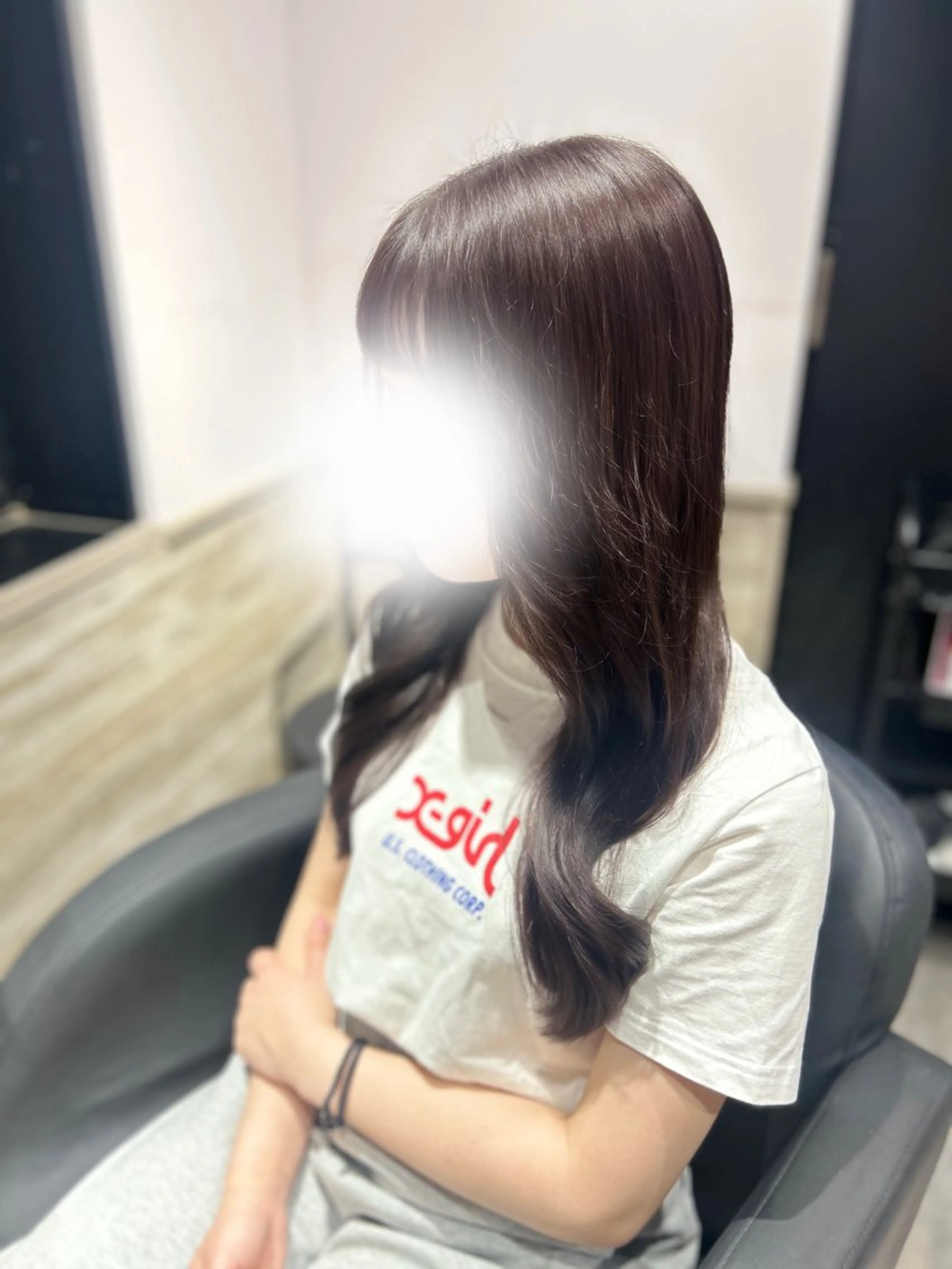 ロング ヘアカラー 鎌田 優依のヘアスタイル