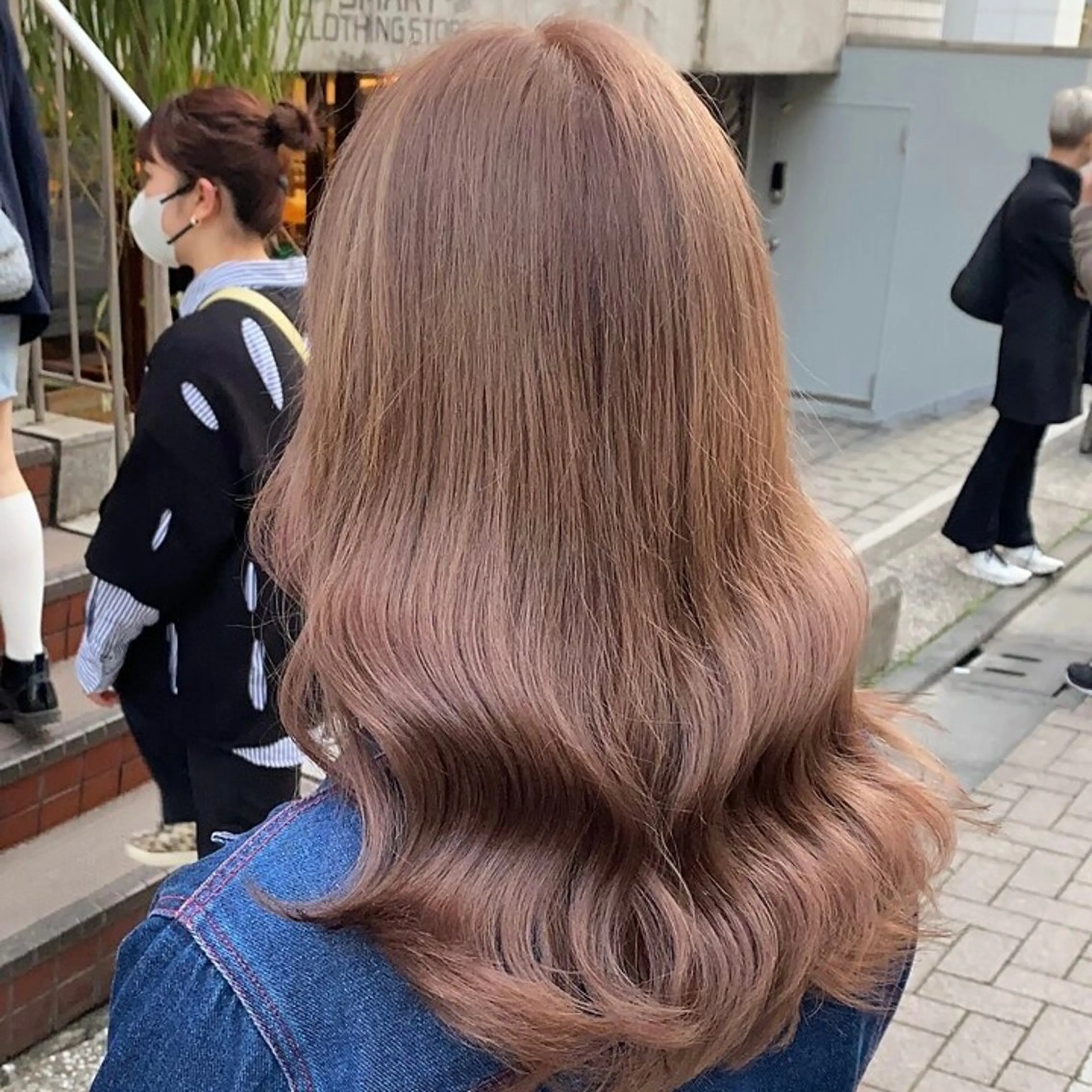 ロング カラー ベージュカラー ブリーチ ハイトーンカラー ミルクティーベージュ 💖ブリーチ/暖色 𝐘𝐮𝐢💖のヘアスタイル