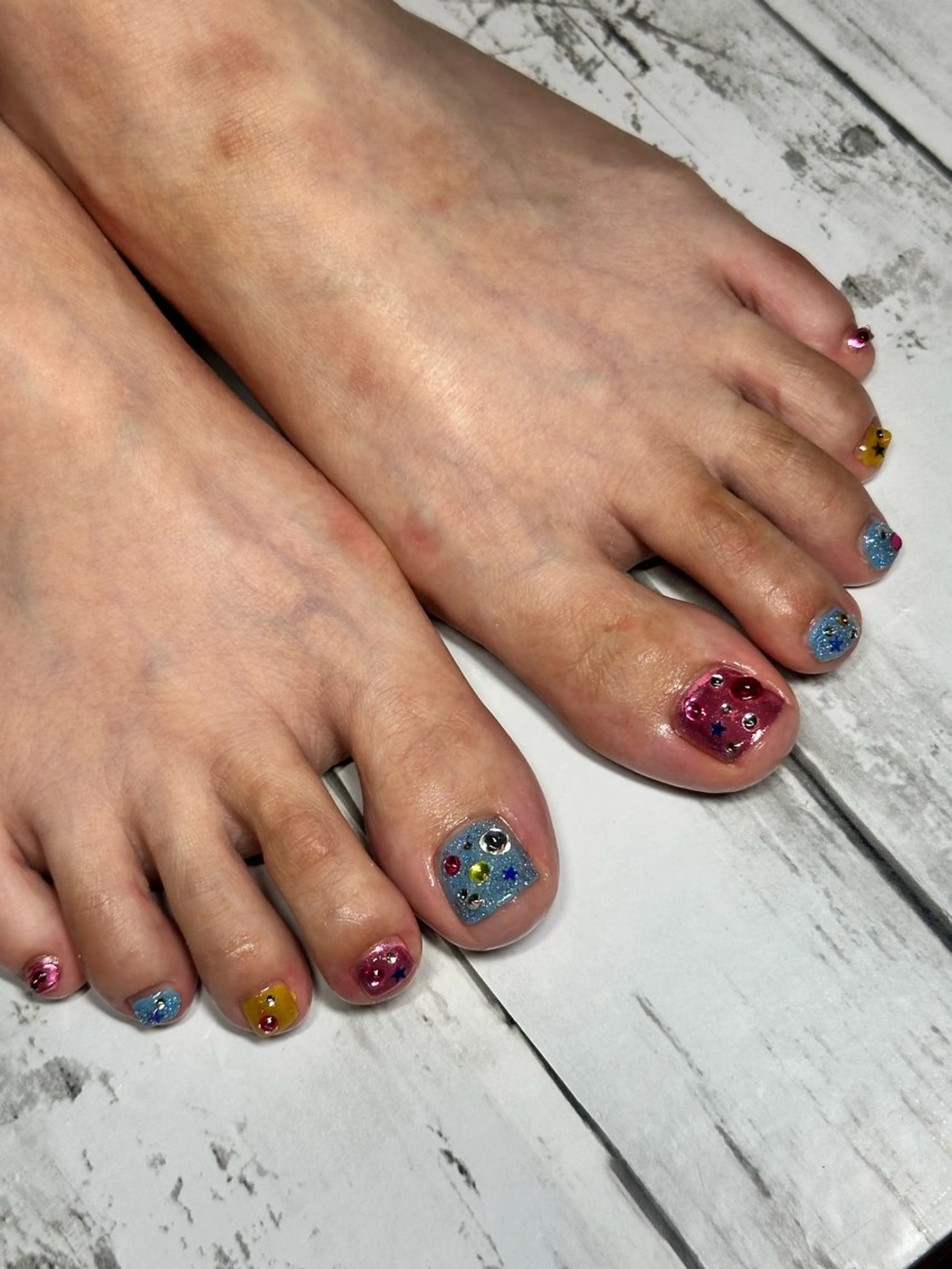 ネイル e.nail所属・🍎吉田 恵里🍎のネイルデザイン