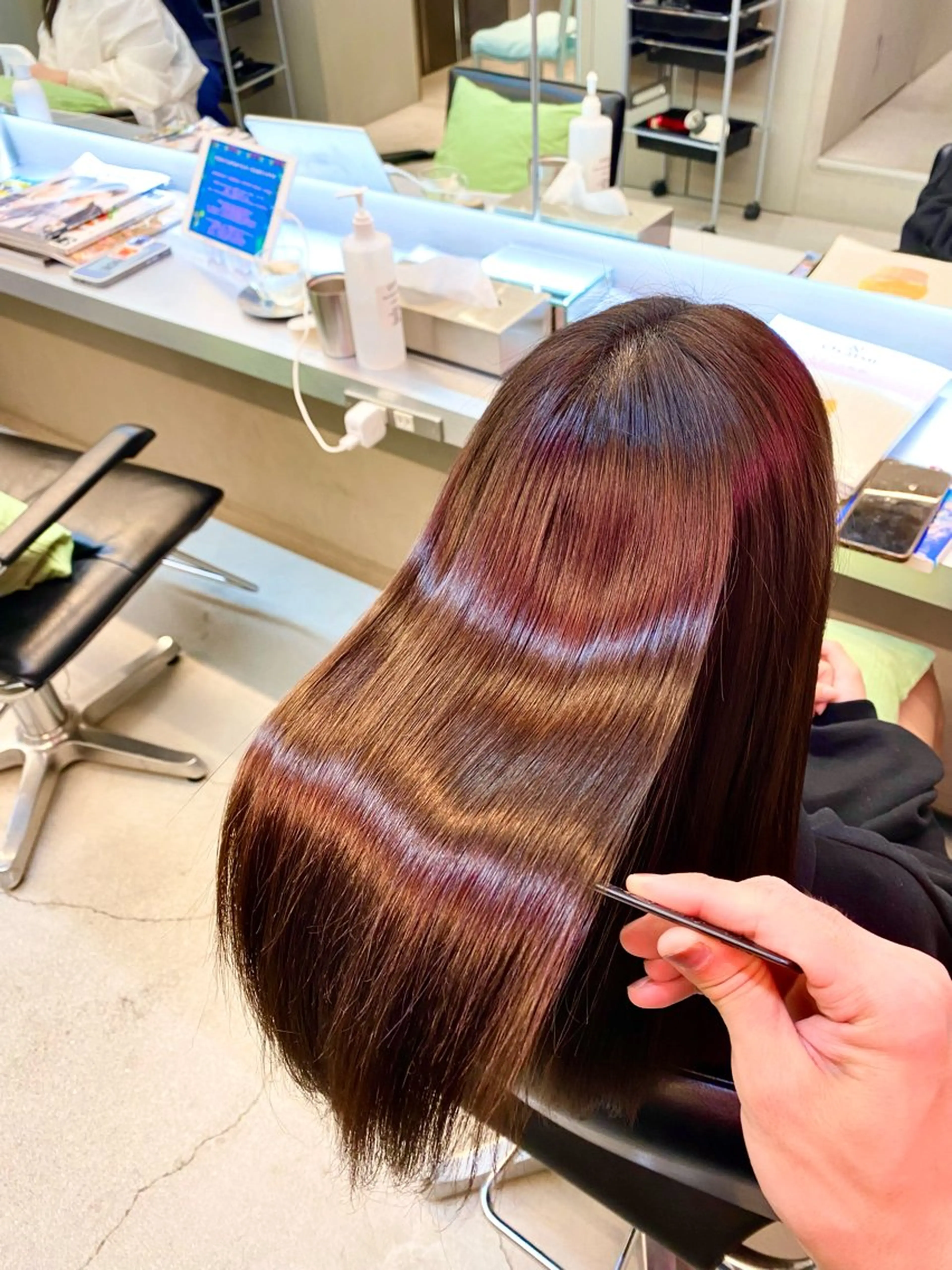 セミロング パーマ 伸ばしかけ 縮毛矯正 酸性ストレート ストレートパーマ 縮毛矯正 普通の美容室じゃない ‼️/若林のヘアスタイル