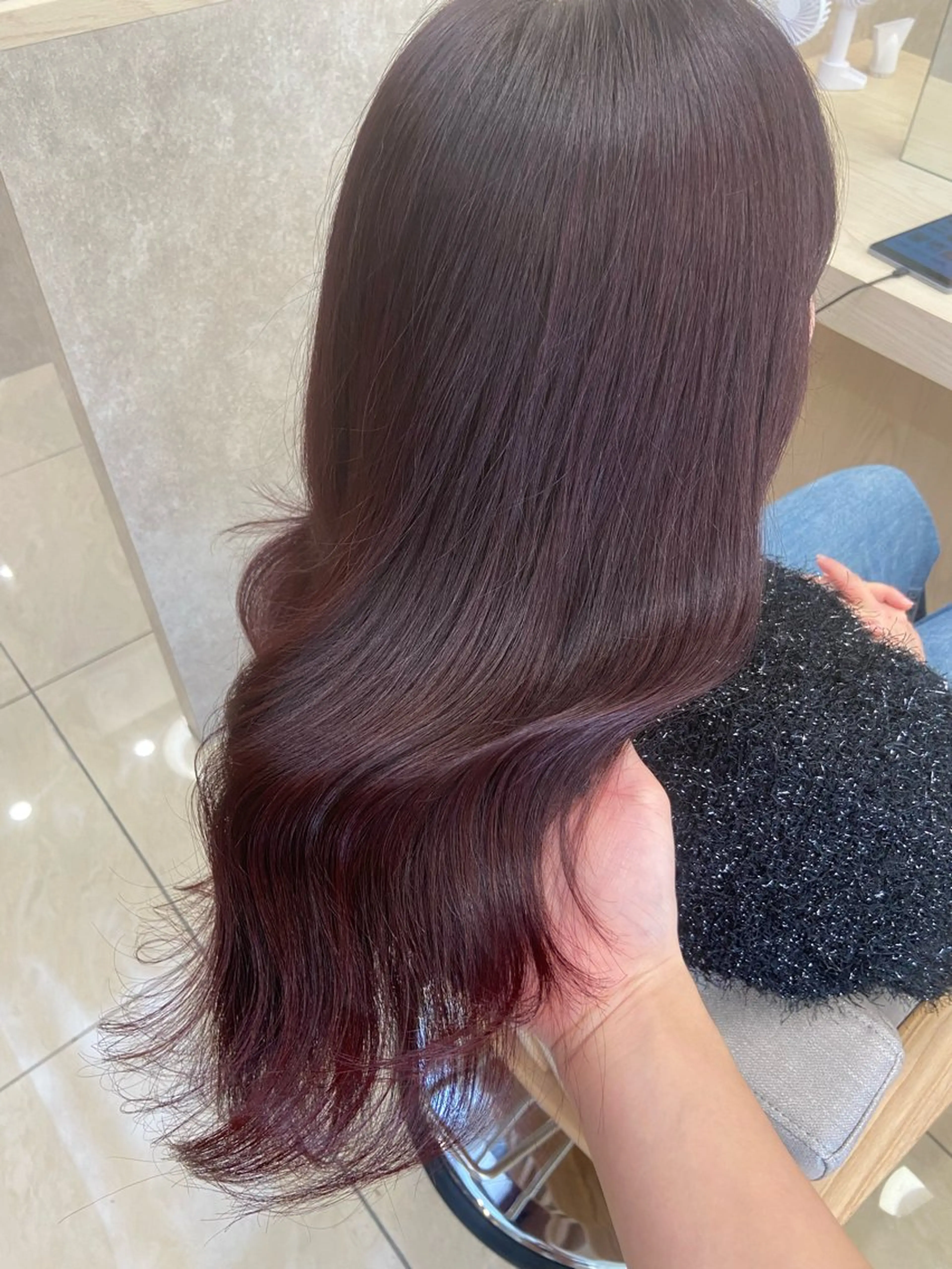 ロング カラー ボルドーカラー ヘアカラー トリートメント カワイイ×上品艶ヘア /  RITO🪽のヘアスタイル