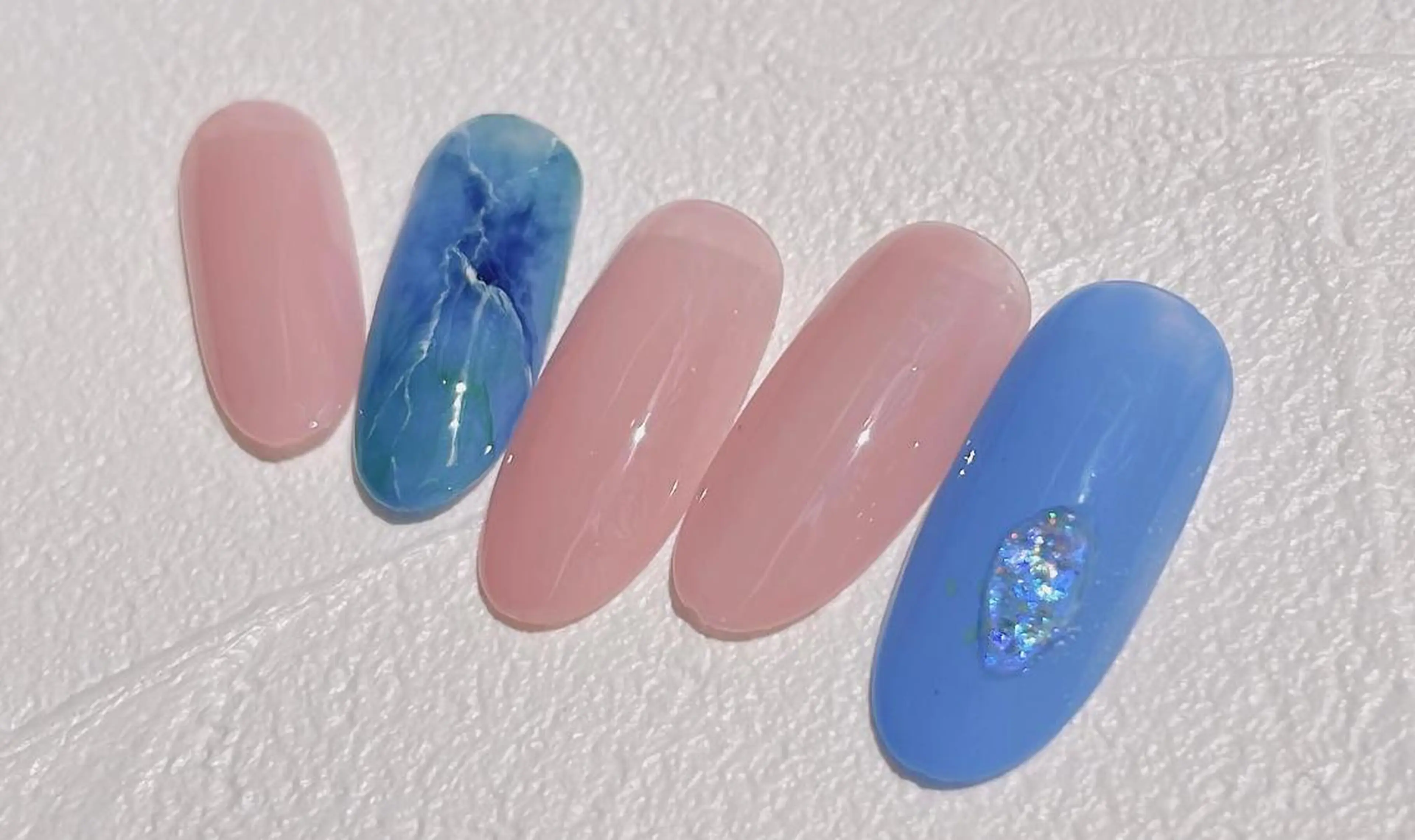 ネイル マツエク・マツパ まつげパーマ ボリュームラッシュ ジェルネイル ニュアンスネイル パラジェル 髙橋 敦子のマツエク・マツパデザイン