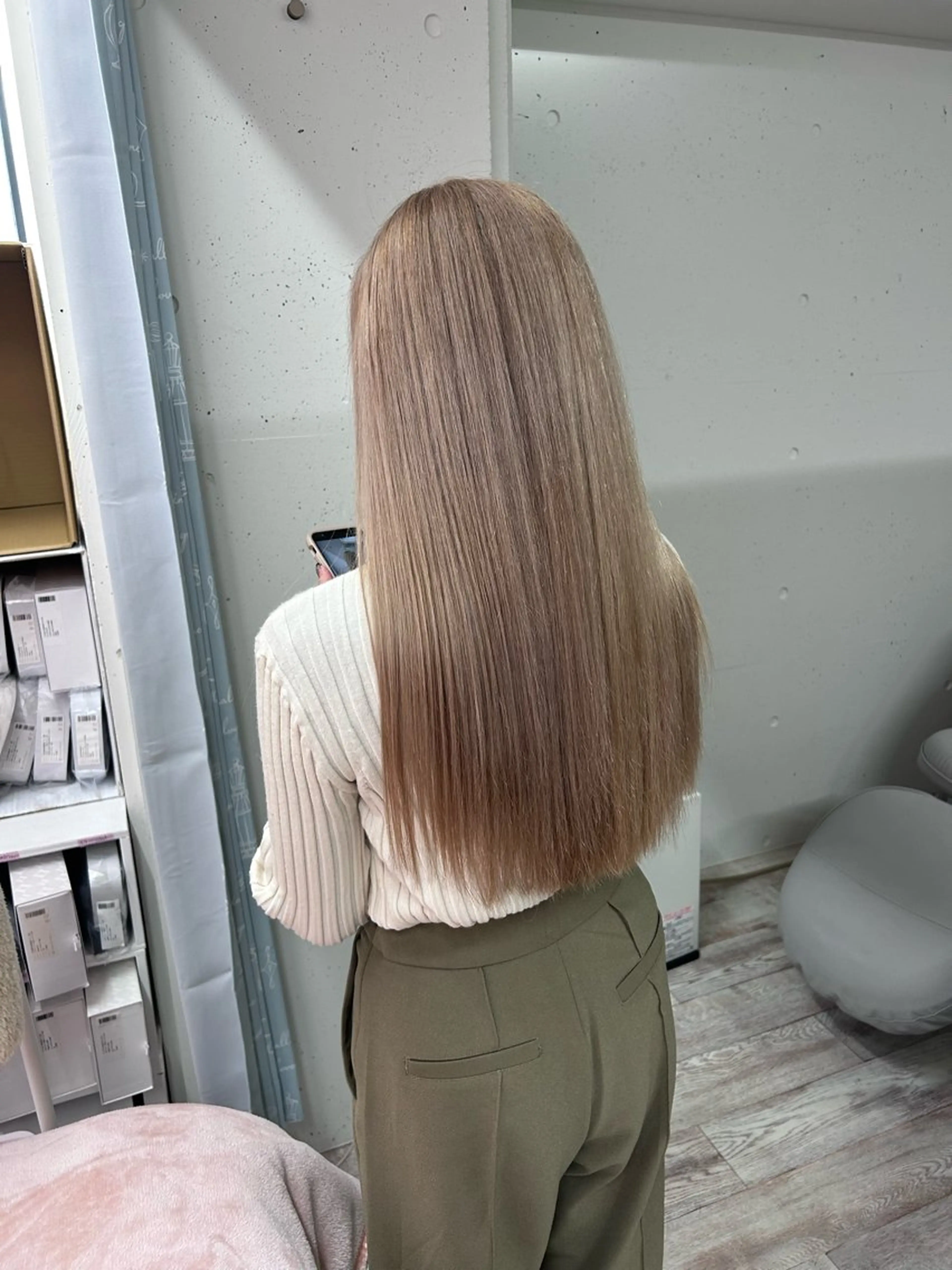 ロング カラー ベージュカラー ミルクティーベージュ ミルミー美容室所属・🦄💒💓齎藤 七海子🦄💒💓のマツエク・マツパデザイン