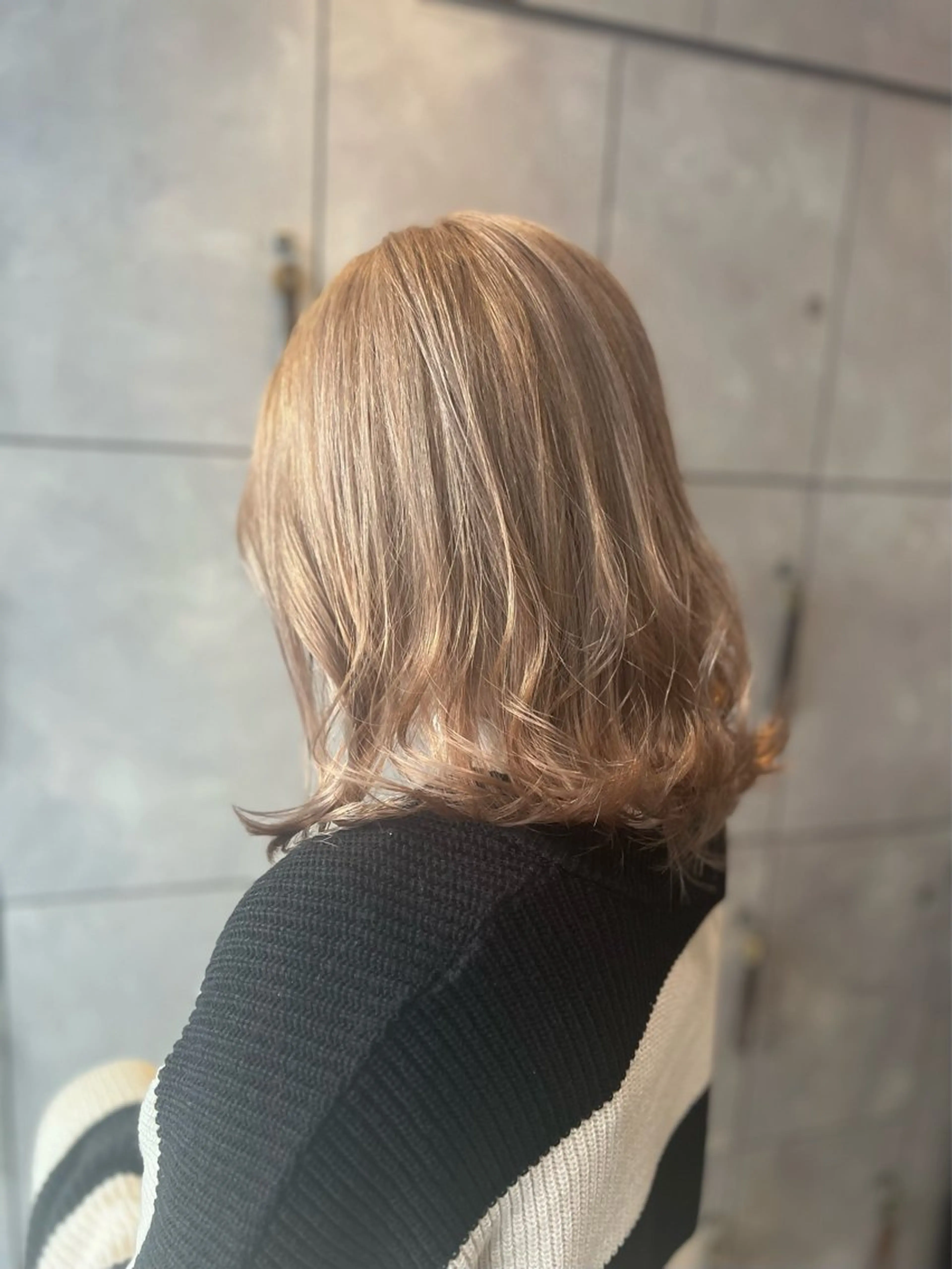 ミディアム カラー ヘアアレンジ ヘアカラー トリートメント ヘアセット Lani5710所属・🌈インナーカラー ‘ショウマ’🌈のヘアスタイル