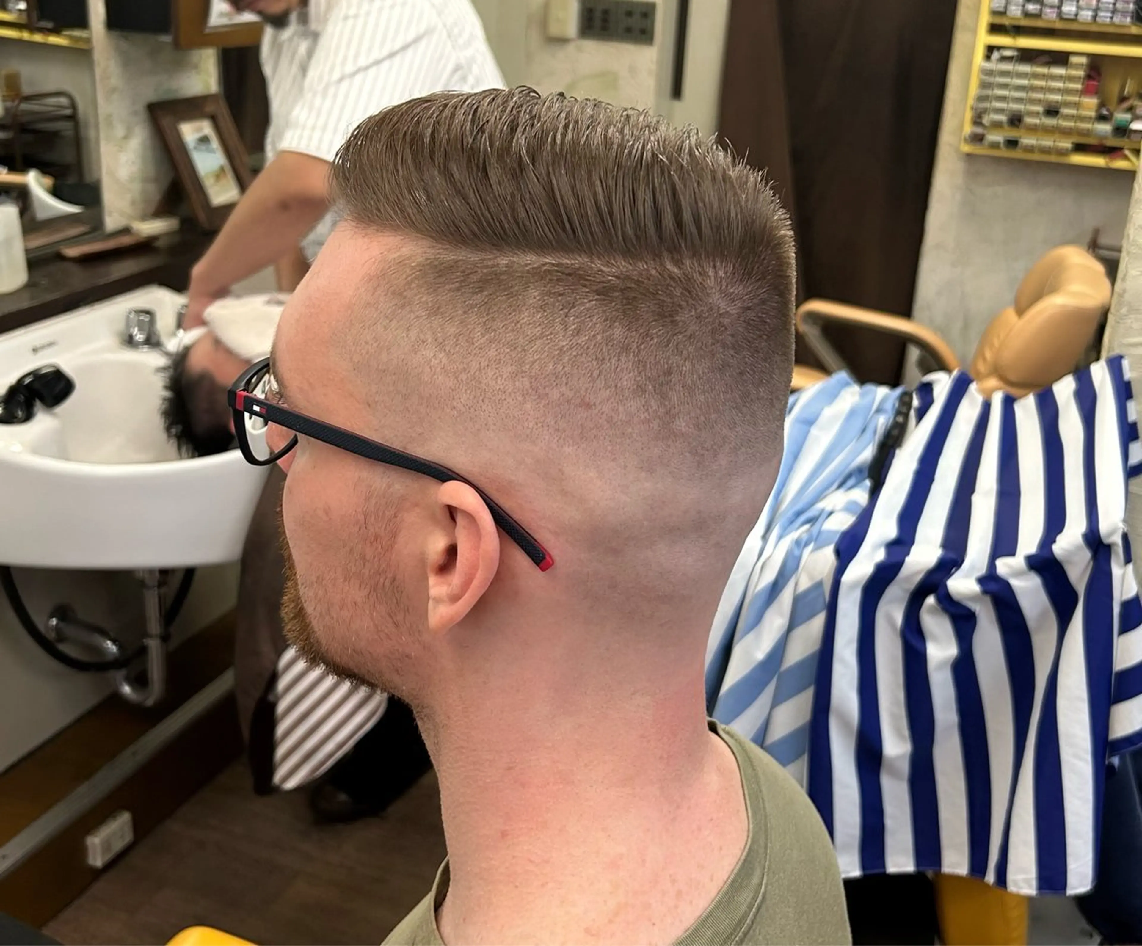 ショート メンズ フェードカット スキンフェード 新宿メンズカット✂︎ 能戸蒼生💈のヘアスタイル