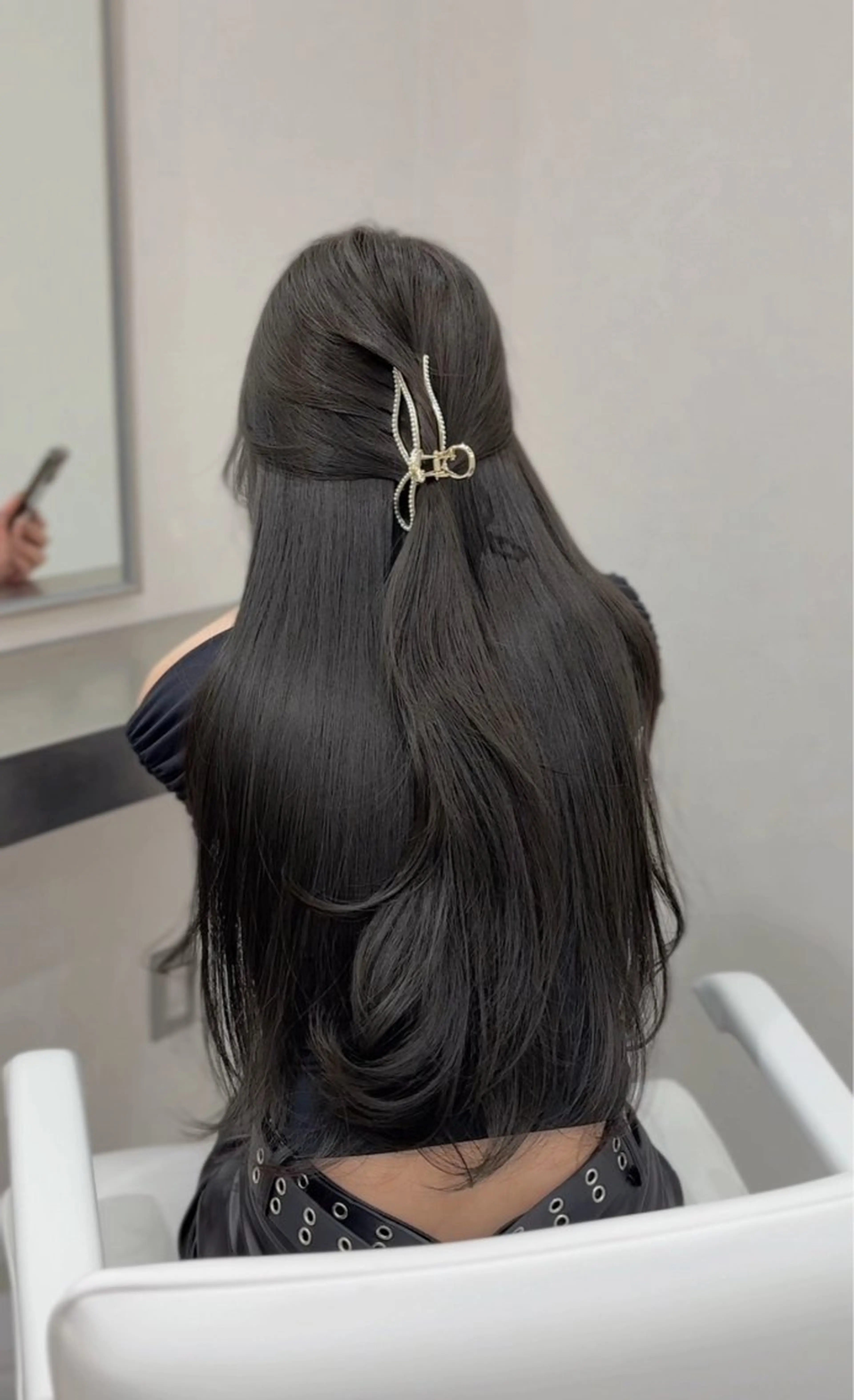 ロング カラー ベージュカラー ブリーチ 透明感カラー ダブルカラー グレージュ TOMO/ブリーチ 無しオリーブのヘアスタイル