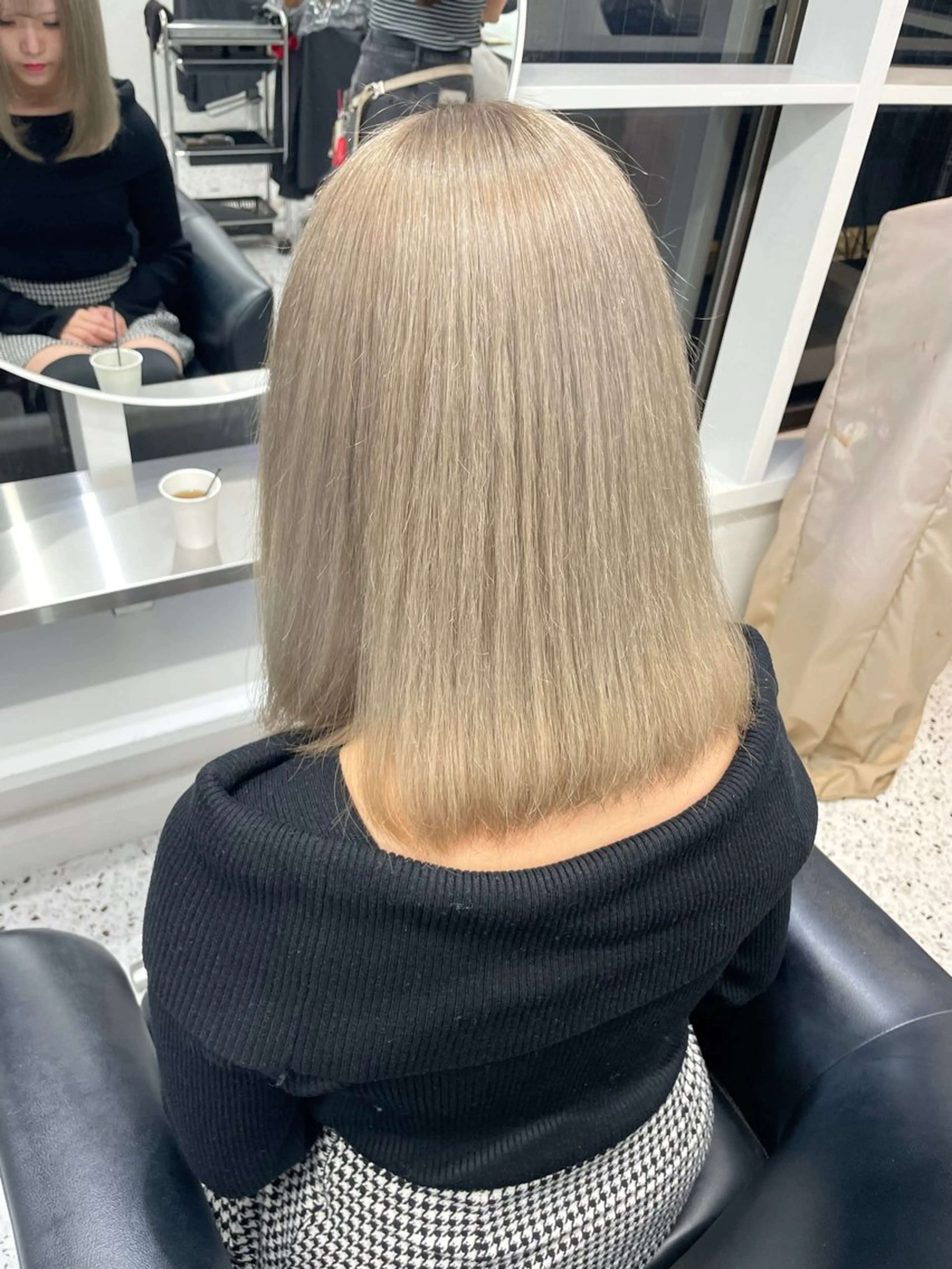 ミディアム カラー ヘアカラー 艶髪ハイトーン 💎yuuki💎のヘアスタイル