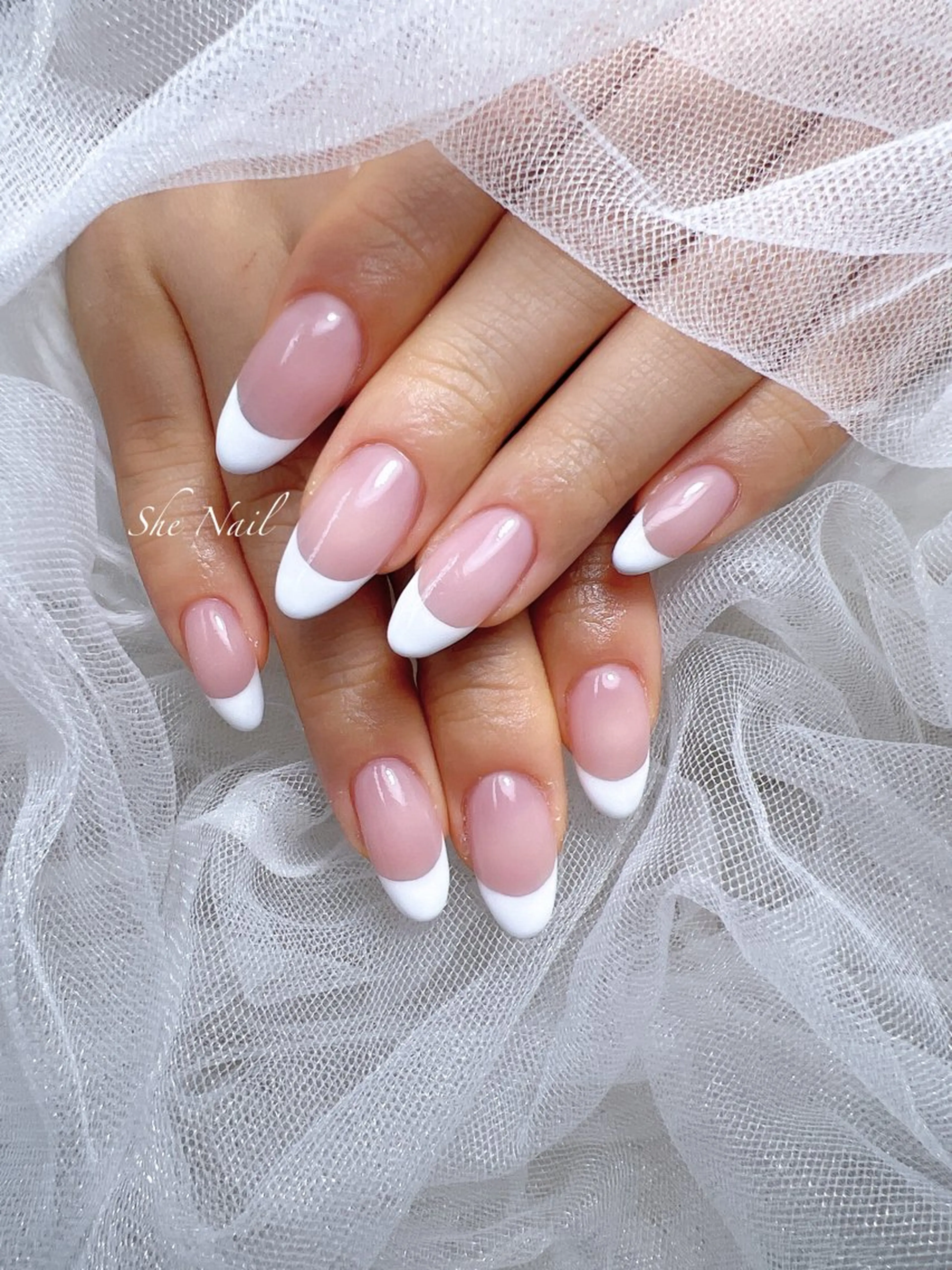 ネイル チークネイル 長さ出し フレンチネイル ガラスフレンチ マグネットネイル She   Nail所属・ISA_ BELLAのネイルデザイン