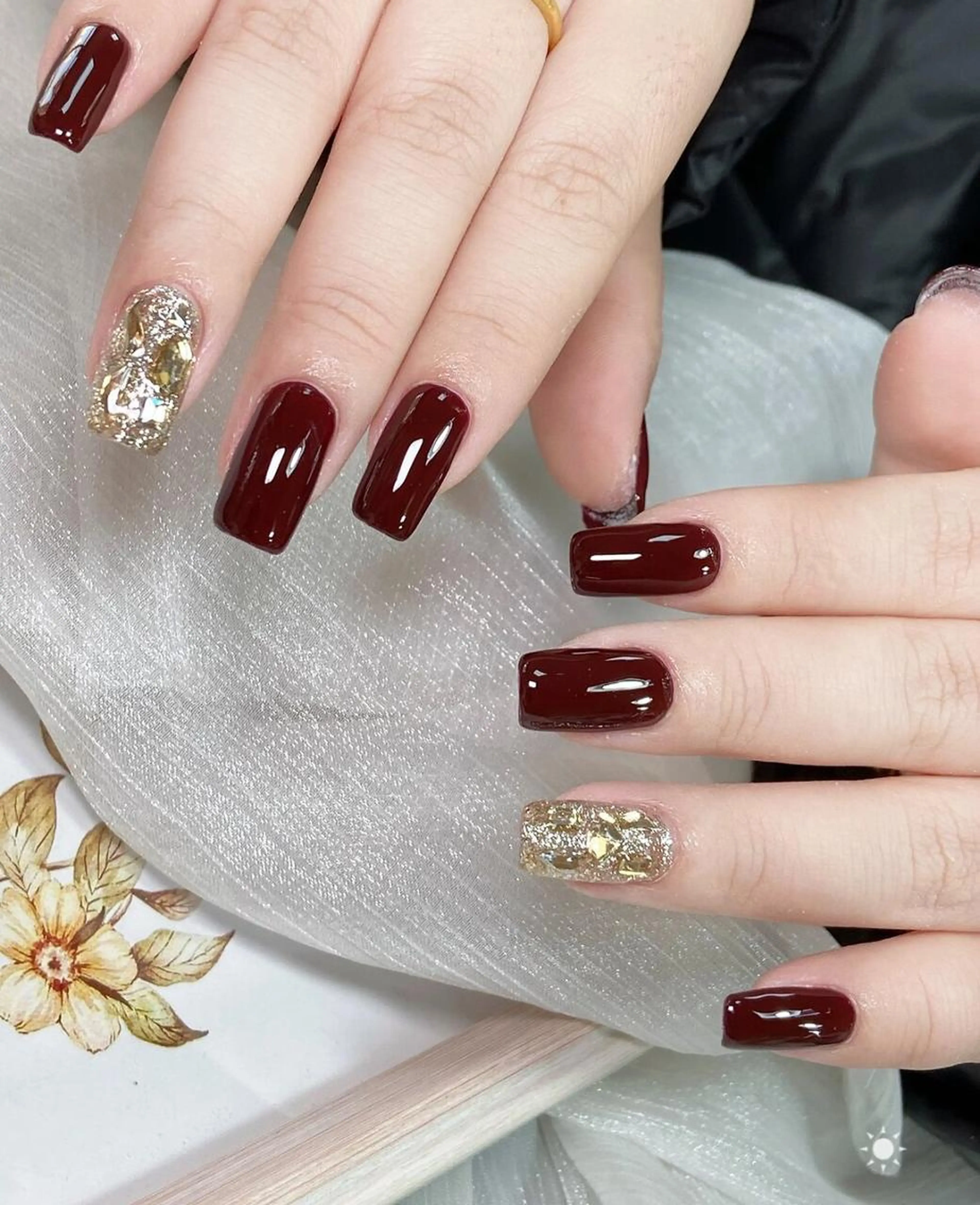 練習モデル⭐HAND or FOOT✨ハンドorフット✨ワンカラーorラメグラデーション＋埋め尽くし2本付きの写真