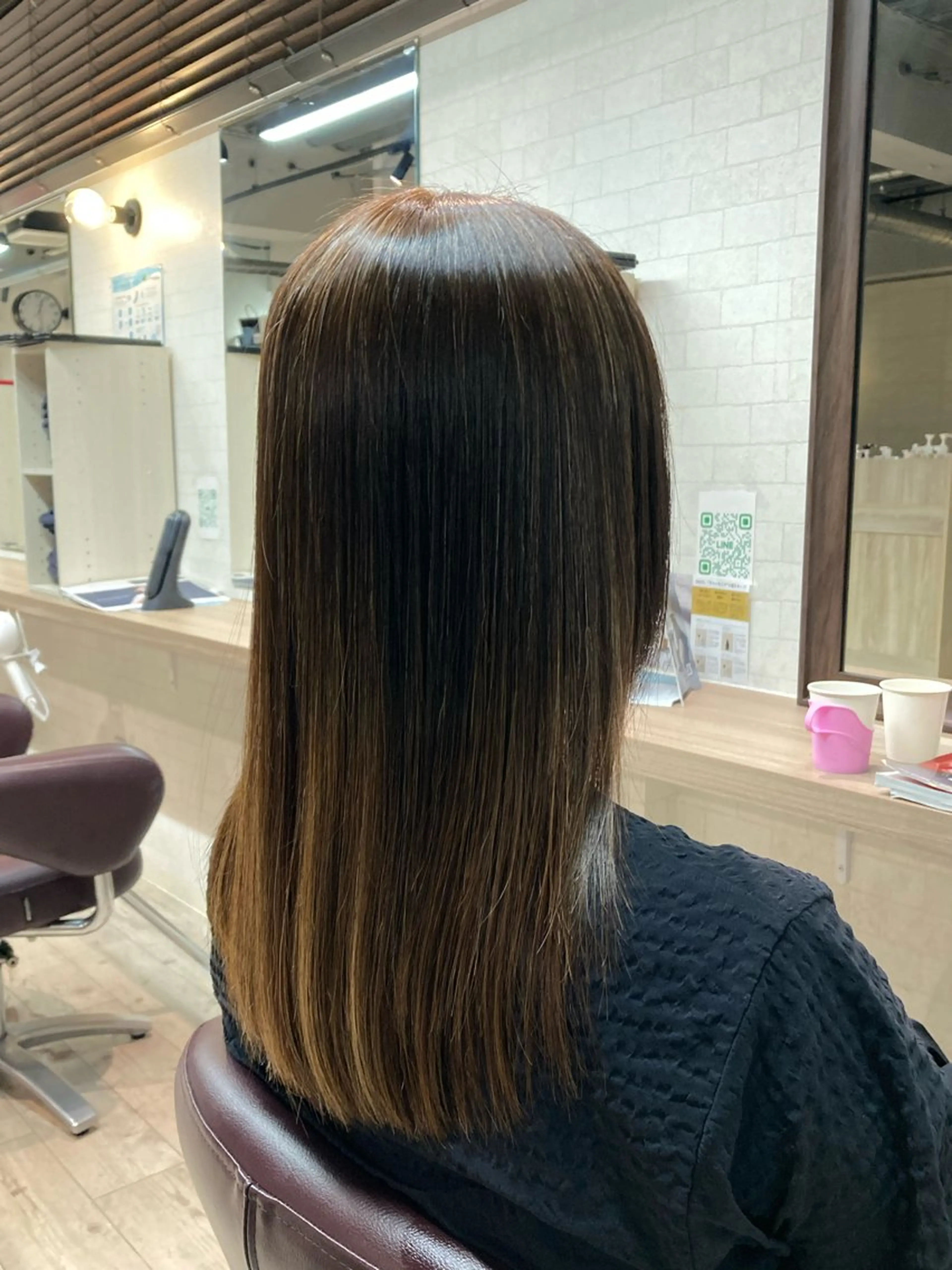 ミディアム 縮毛矯正 佐藤 凛のヘアスタイル