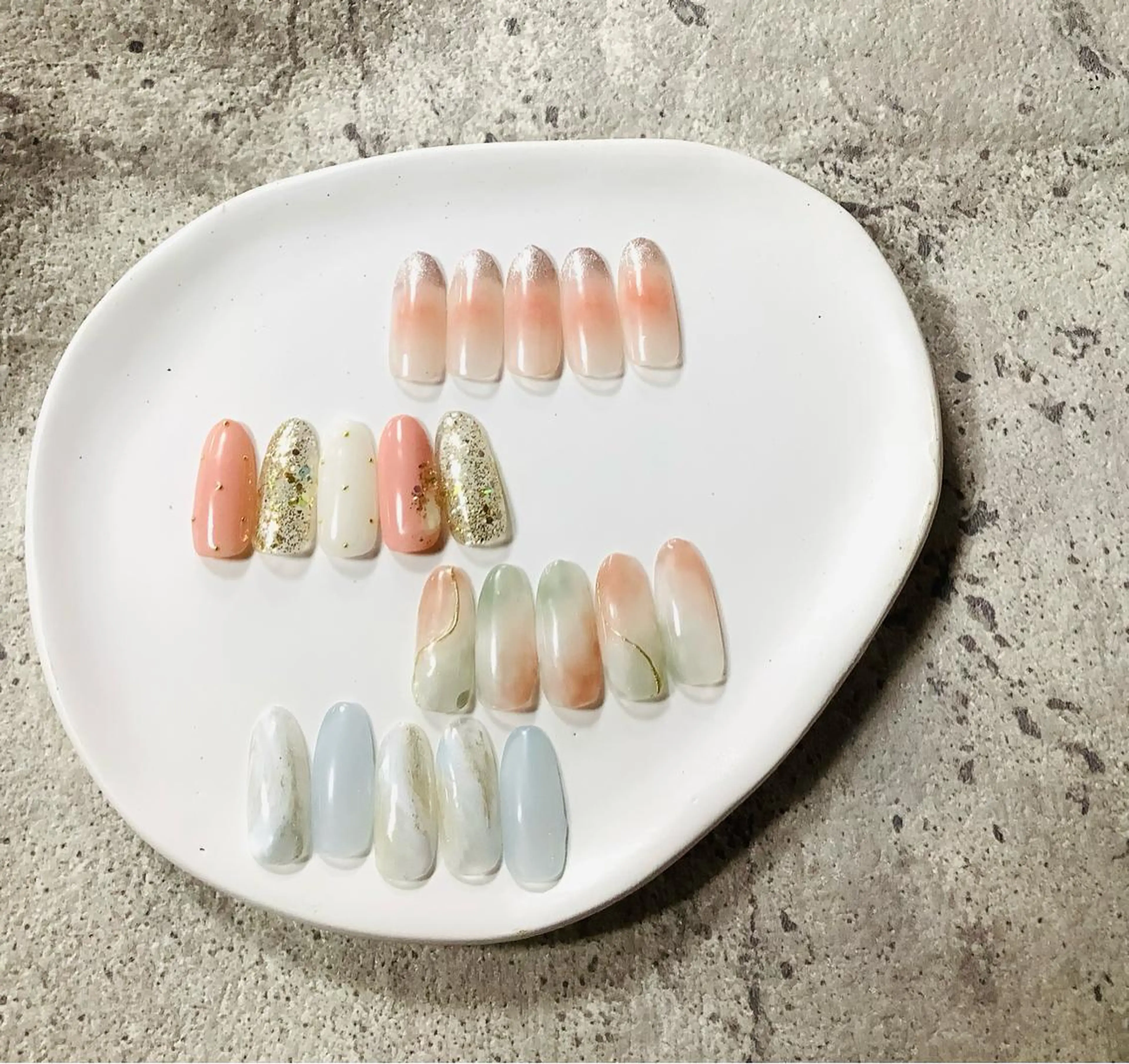 ネイル 横尾 麻里のネイルデザイン