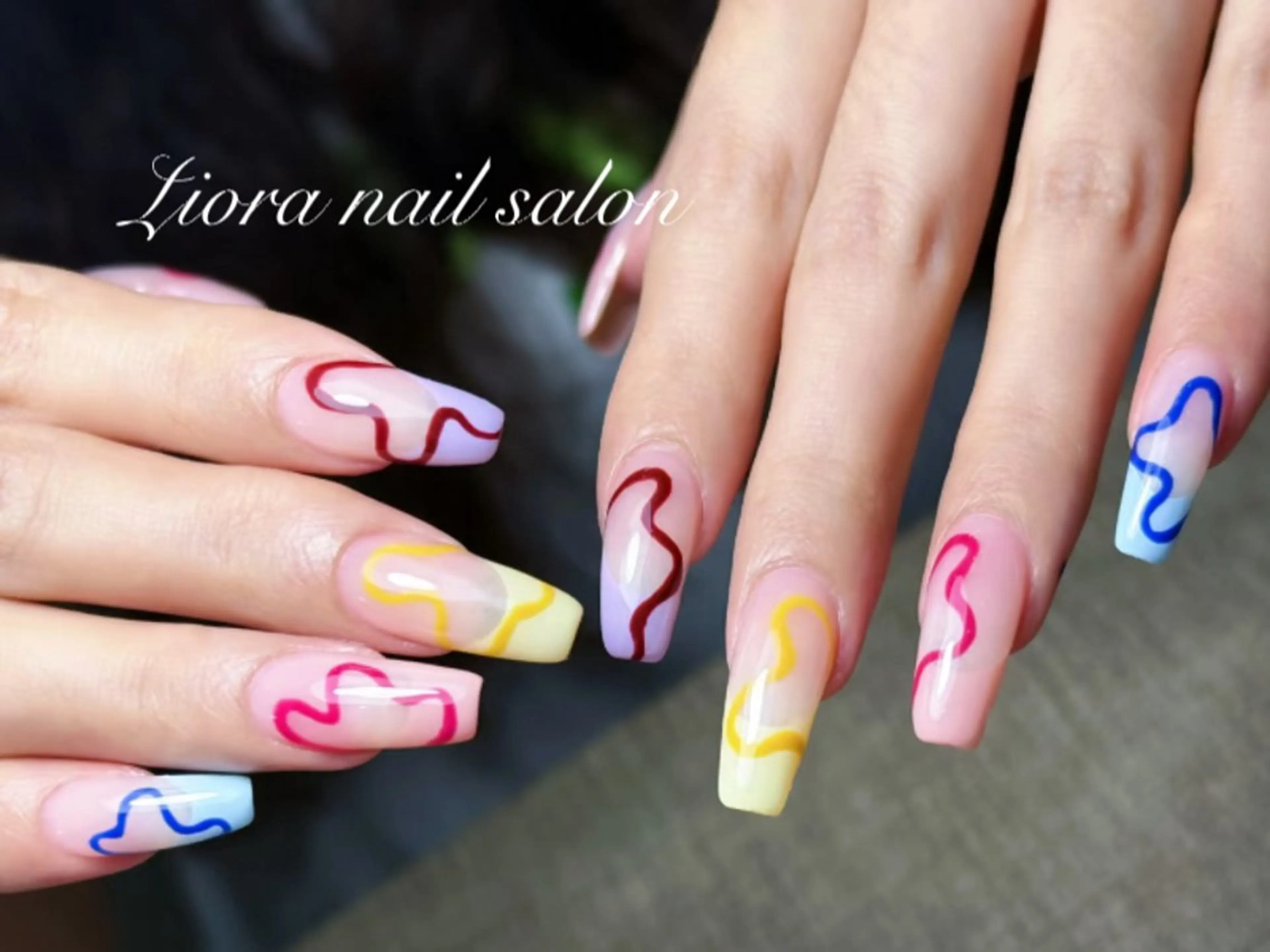 ネイル フレンチネイル ジェルネイル ガーリー グラデーション キラキラネイル ハンドネイル Liora nail 1のネイルデザイン