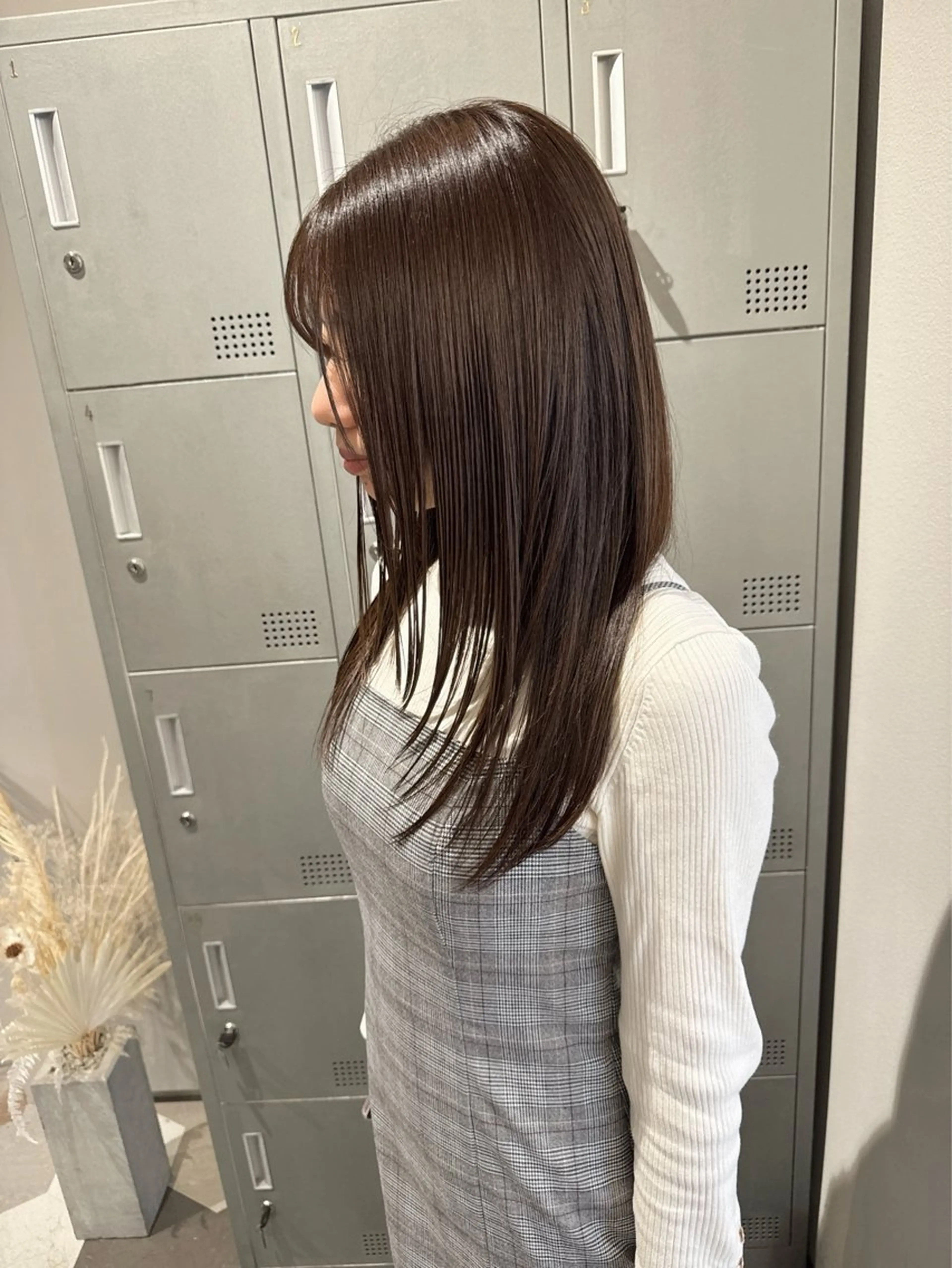 セミロング カット ヘアカラー 【天満1艶髪】潤艶/ 髪質改善🌹釣本竜哉のヘアスタイル