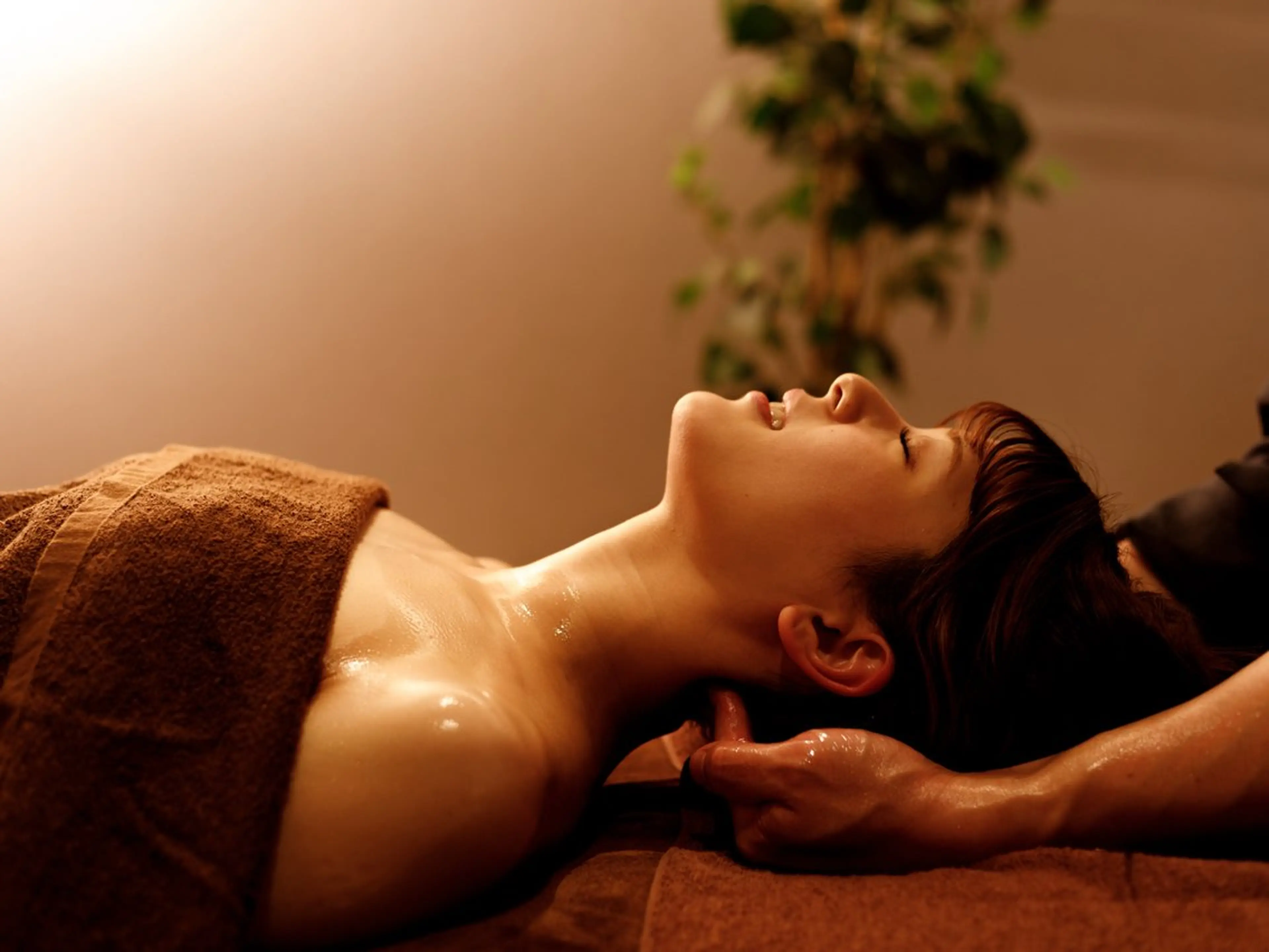 エステ リラク TOTAL BODY CARE SALON SUNNY所属・ブライダルエステ 美容整体・筋膜オイルのエステ・リラクイメージ