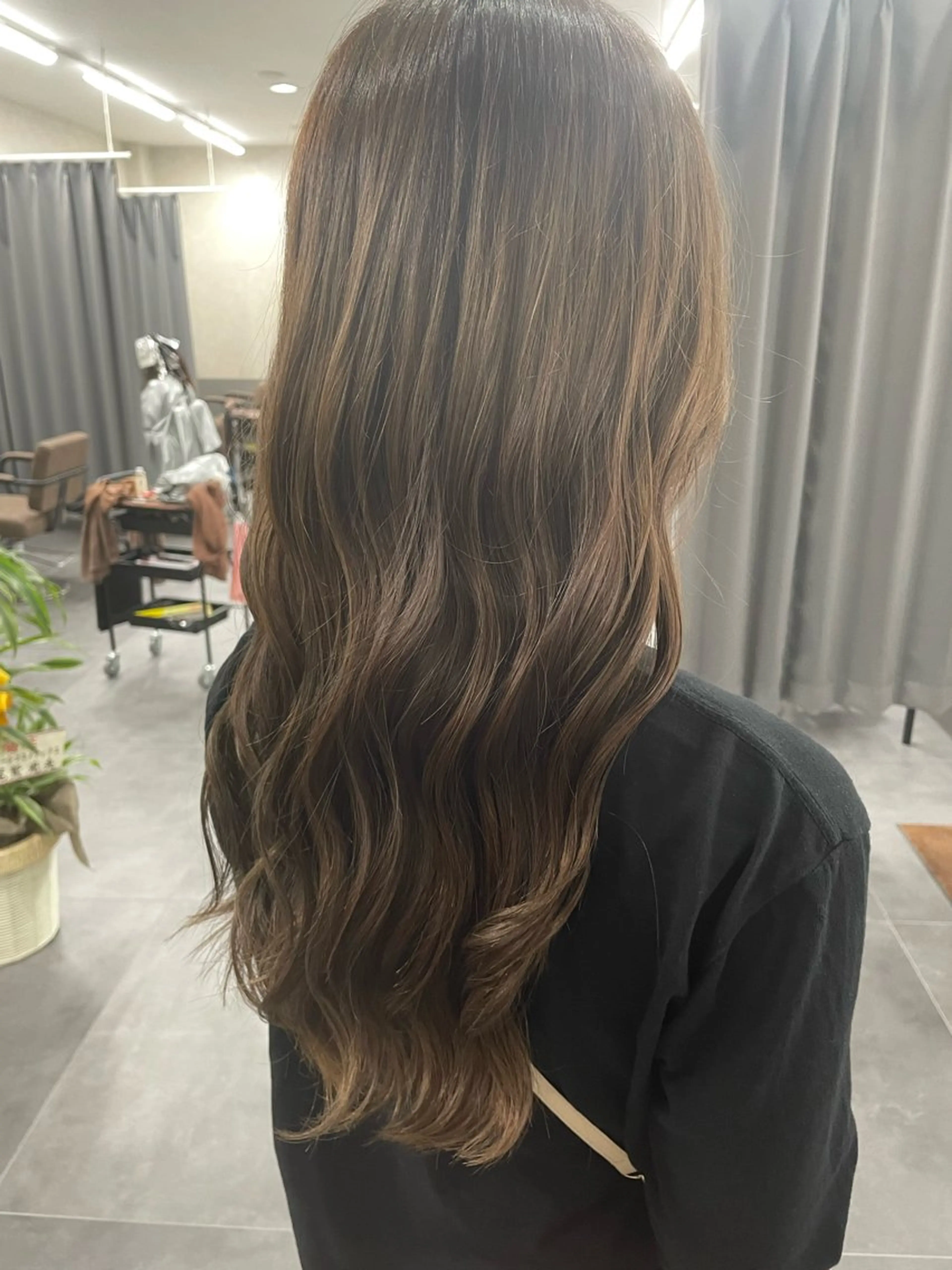 ロング カラー TELAHAIR四街道店所属・⚜️TELAHAIR ⚜️櫻井のヘアスタイル