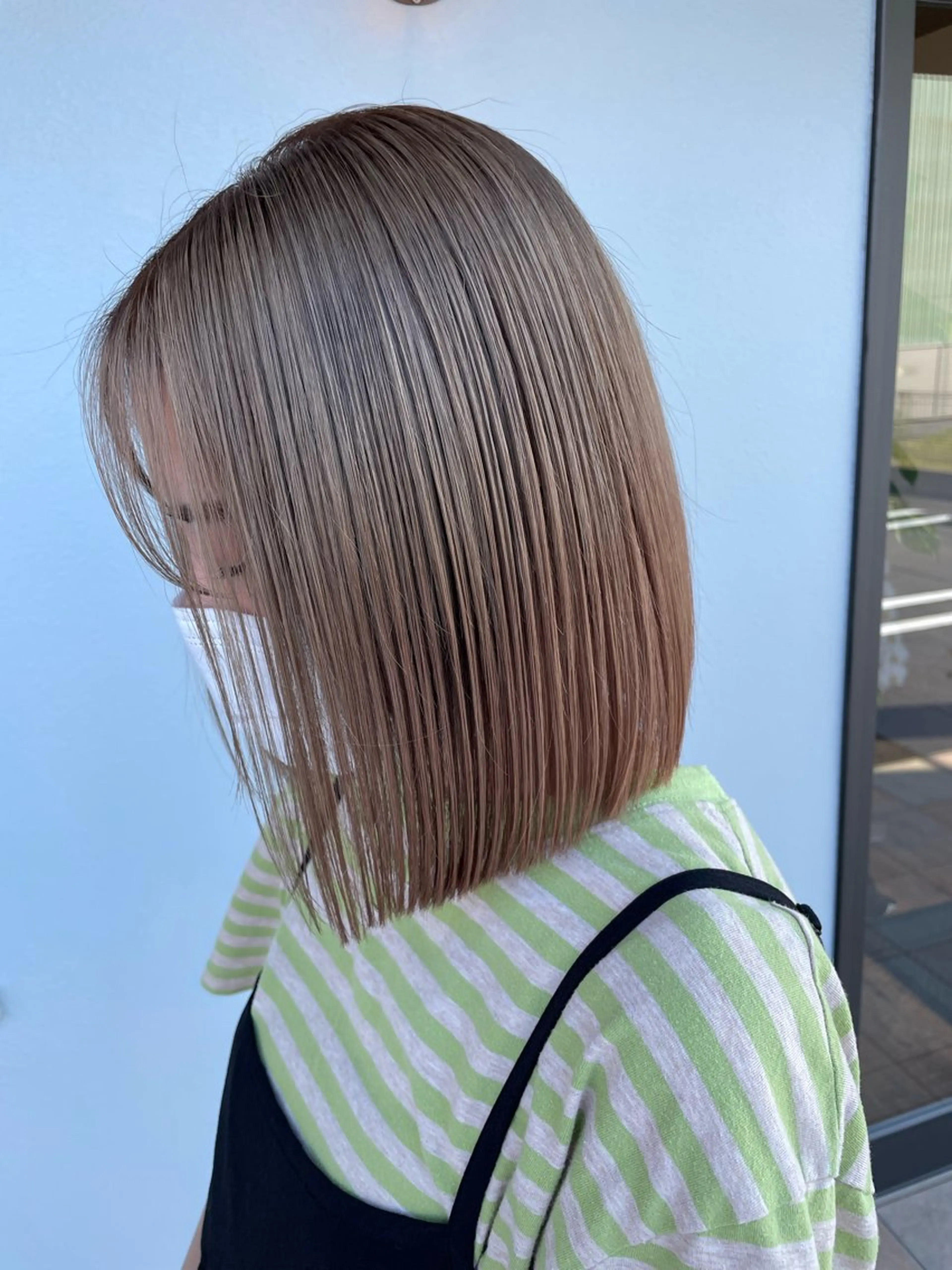 ショート カラー ベージュカラー ヘアカラー トリートメント ブリーチ👩‍🦳/ ‪✂︎MANAMIのヘアスタイル