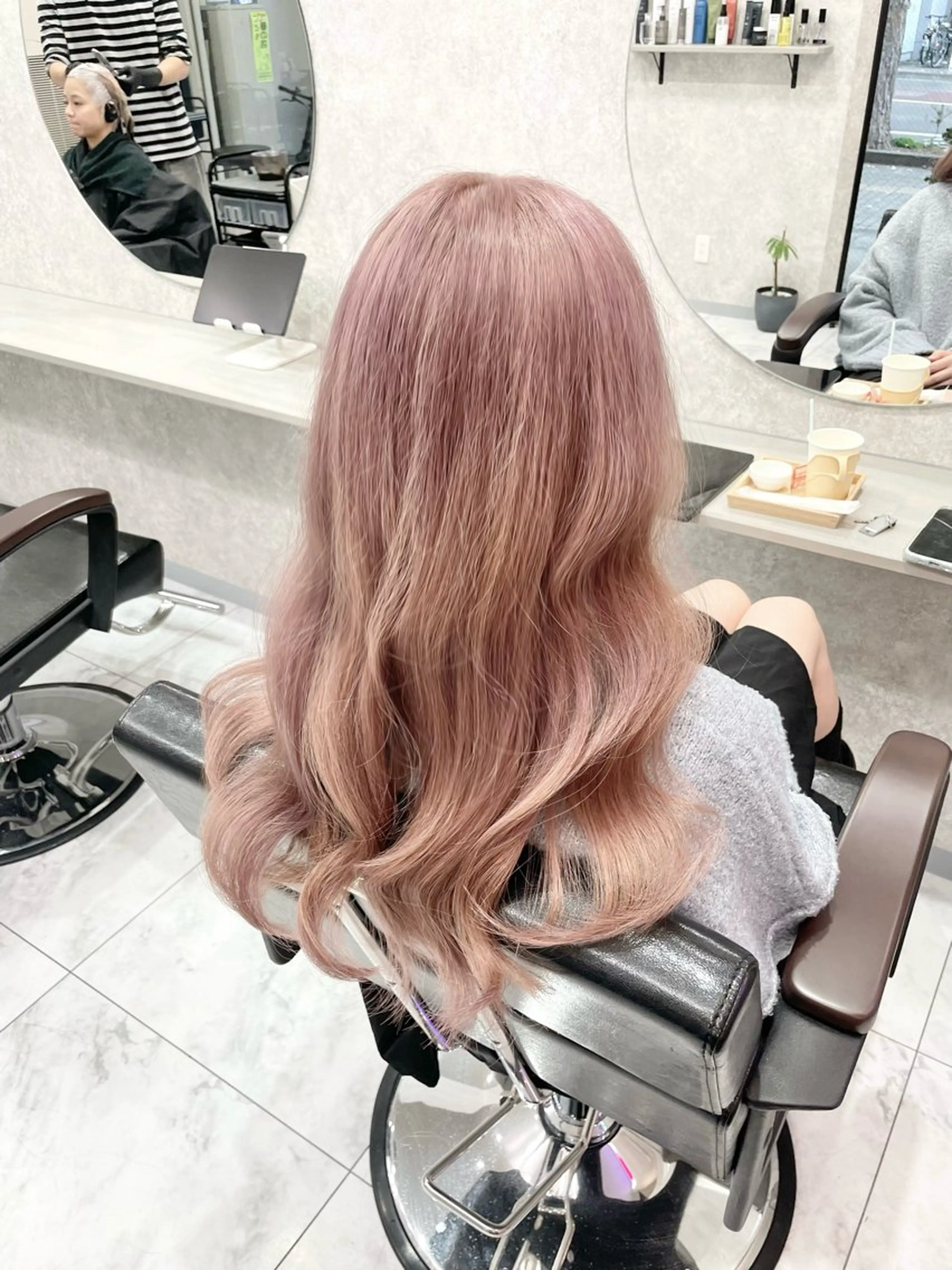 セミロング 🦋ハイトーン🦋 石山 希理🦋のヘアスタイル