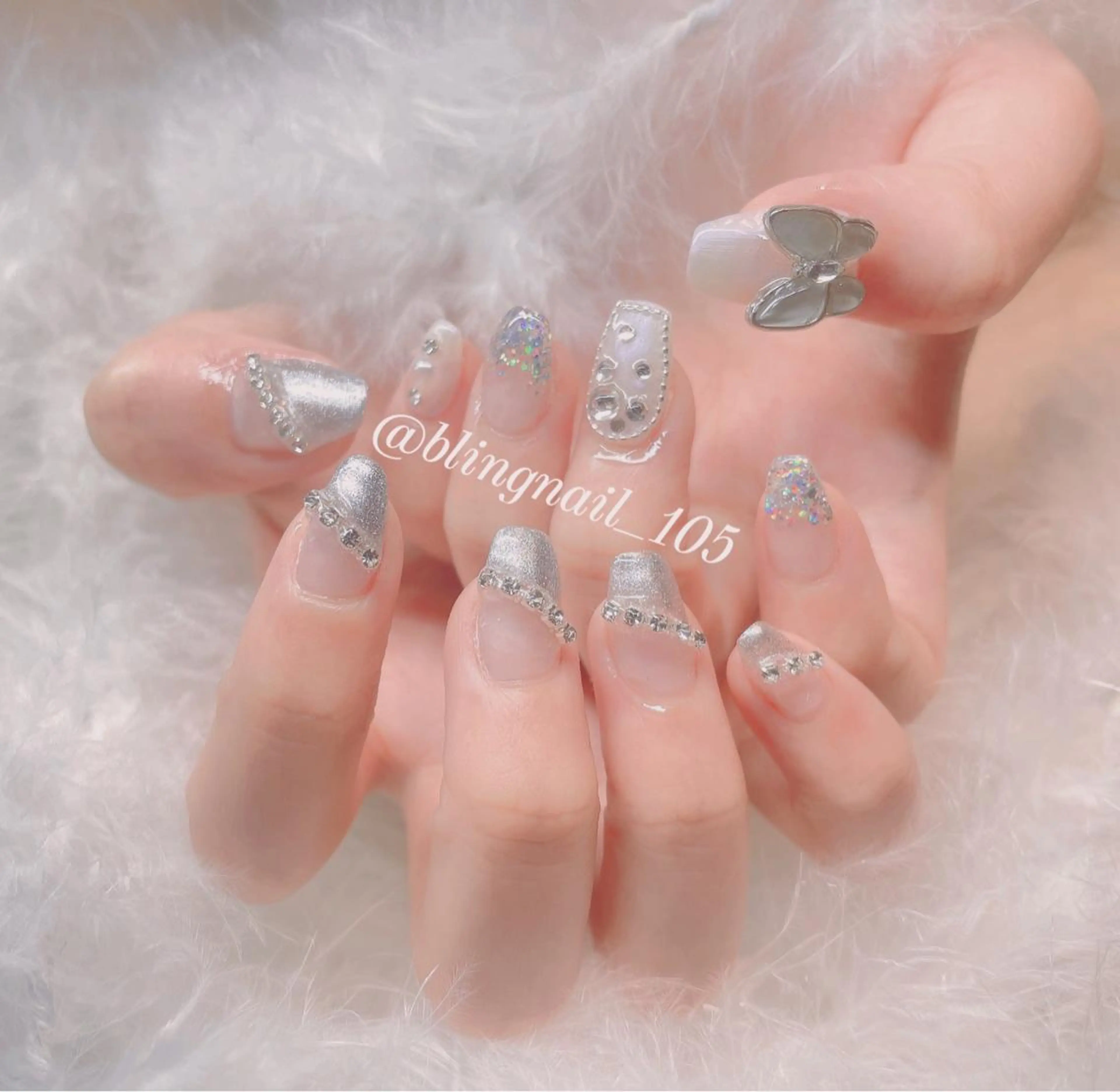 ネイル 23時まで❤︎韓国、 ワンホンネイルのネイルデザイン