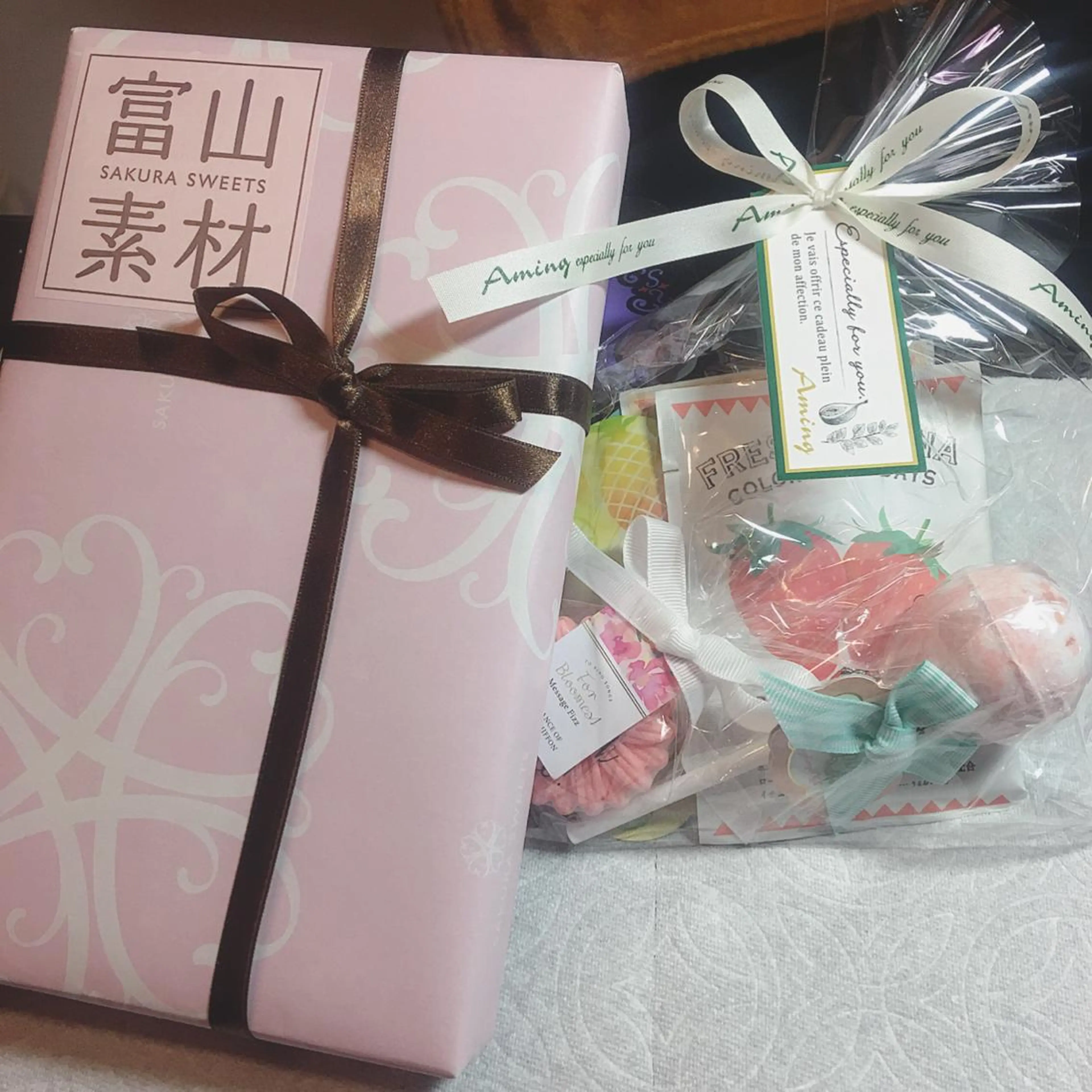 THECOLORS所属・近貞 莉奈のネイルデザイン