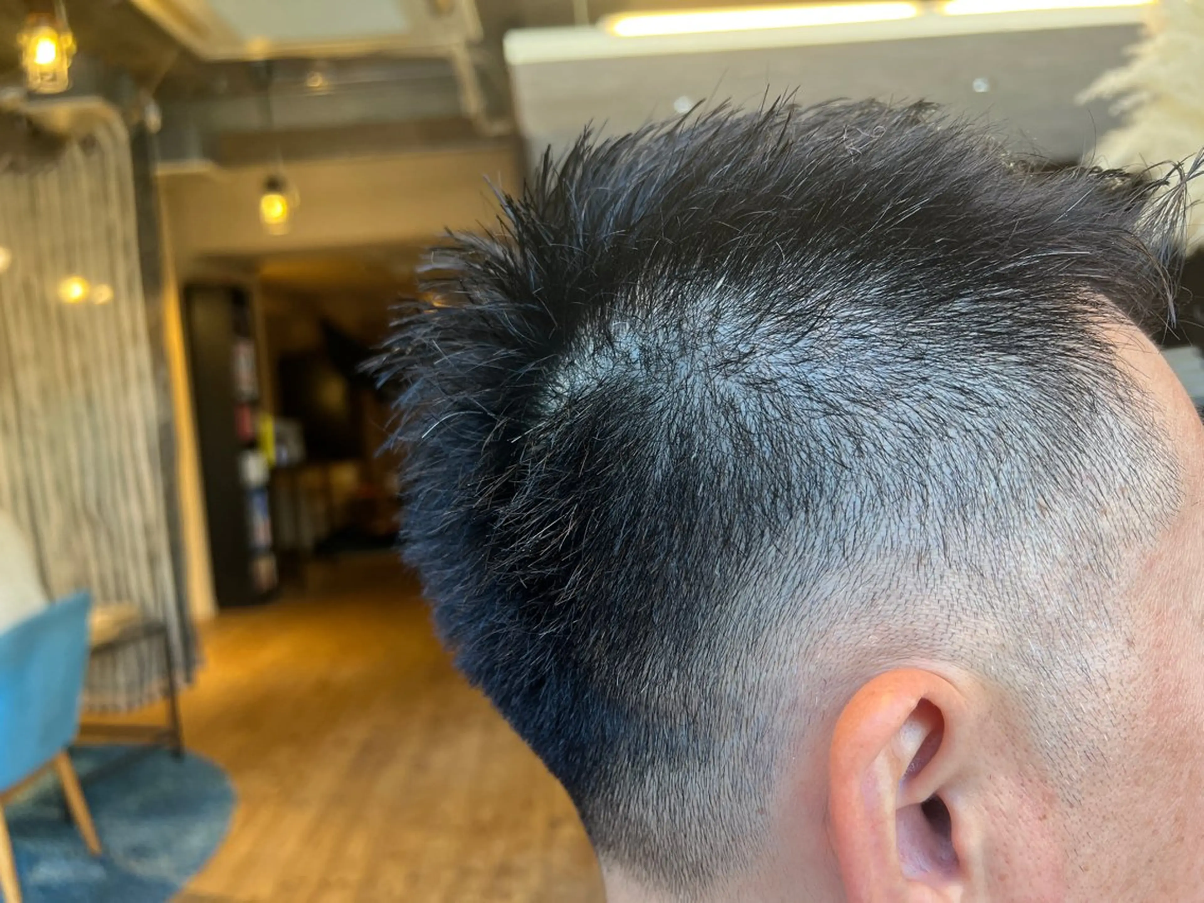 メンズ アップバング センターパート マッシュ メンズパーマ メンズツイストパーマ カット ヘッドスパ BEACH　HAIR&NAIL所属・両国駅徒歩1分⭐️ アイロン仕上げのヘアスタイル