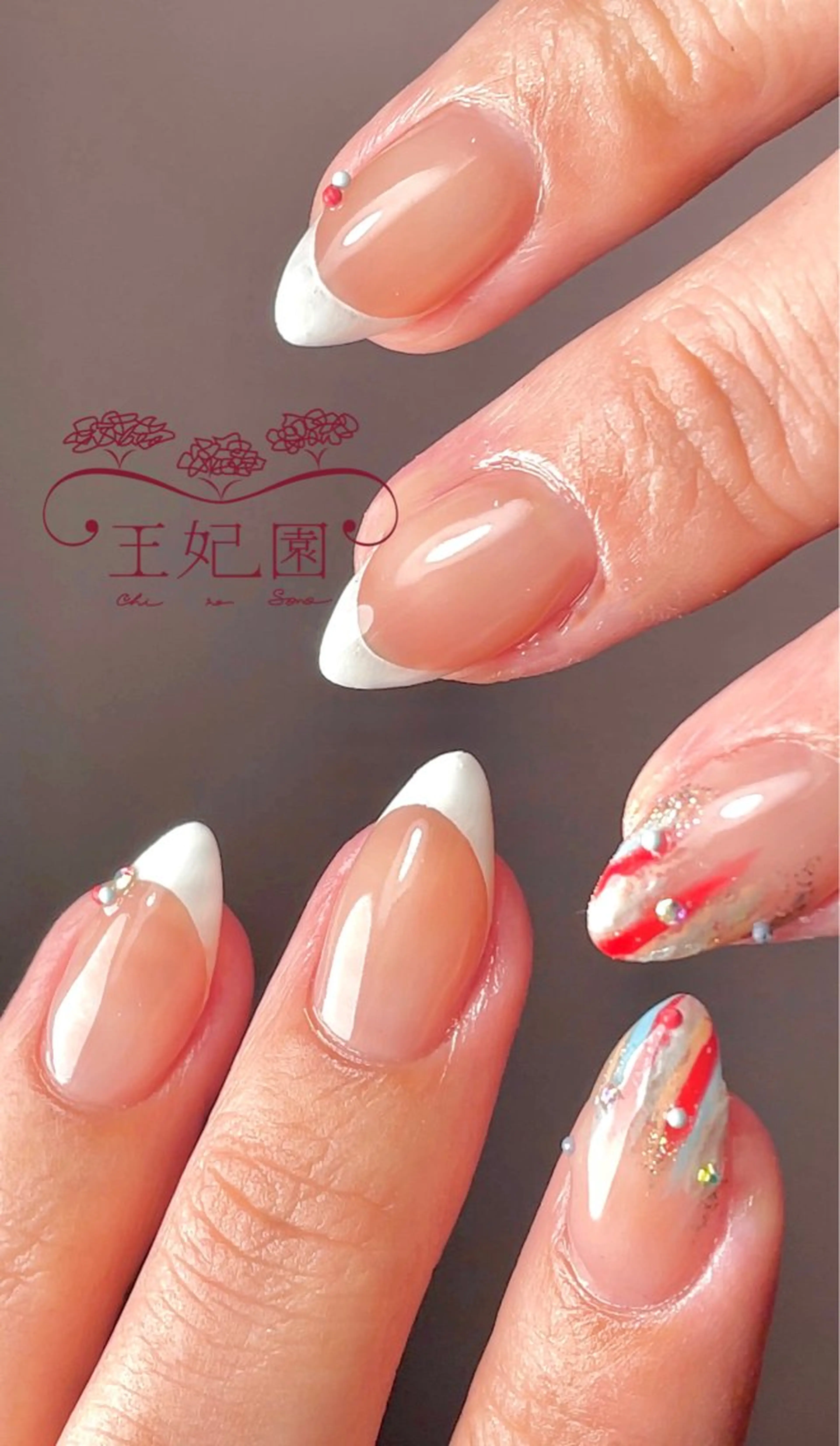 ネイル ボーダー フレンチネイル nail salon王妃の園所属・王妃の園 ohinosonoのネイルデザイン