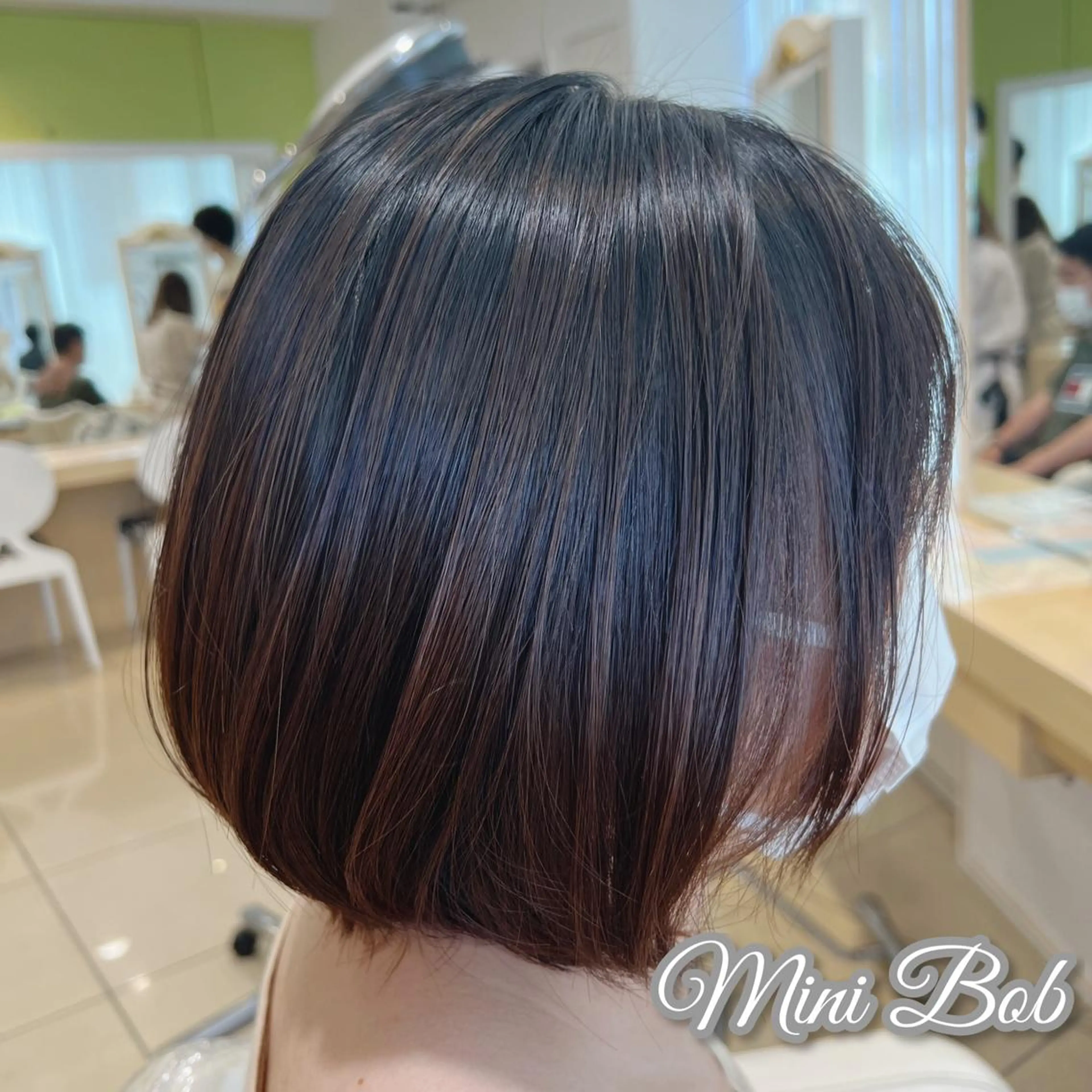 ショート ボブ Ash宮前平店 鈴木和也のヘアスタイル