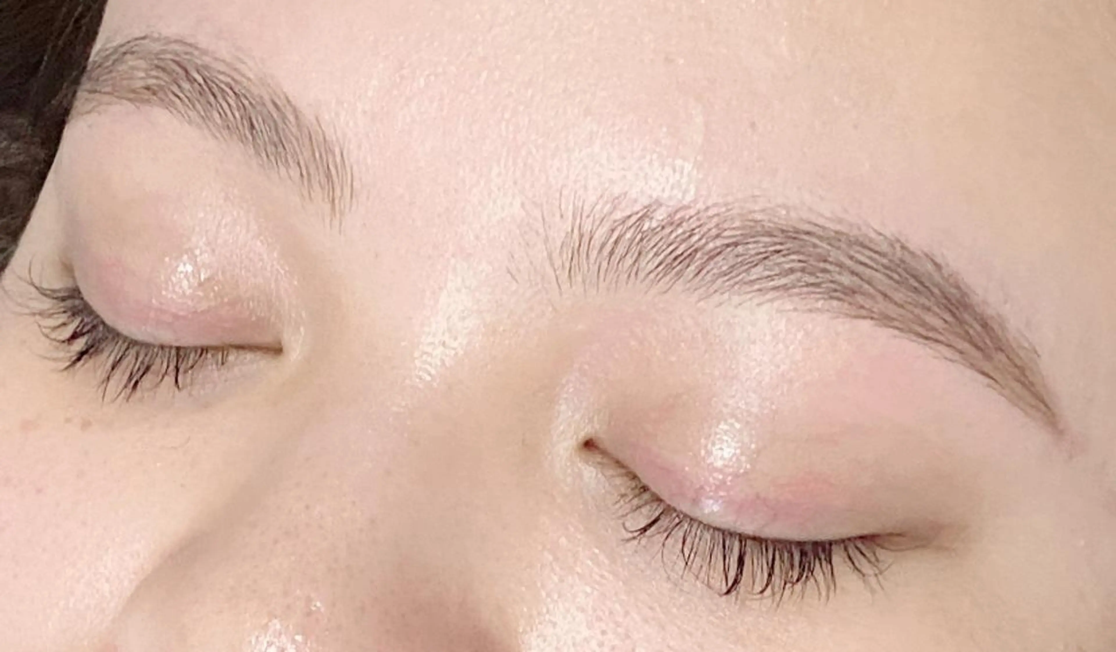 Uni.Lash【ユニラッシュ】所属・内田 有華のマツエク・マツパデザイン
