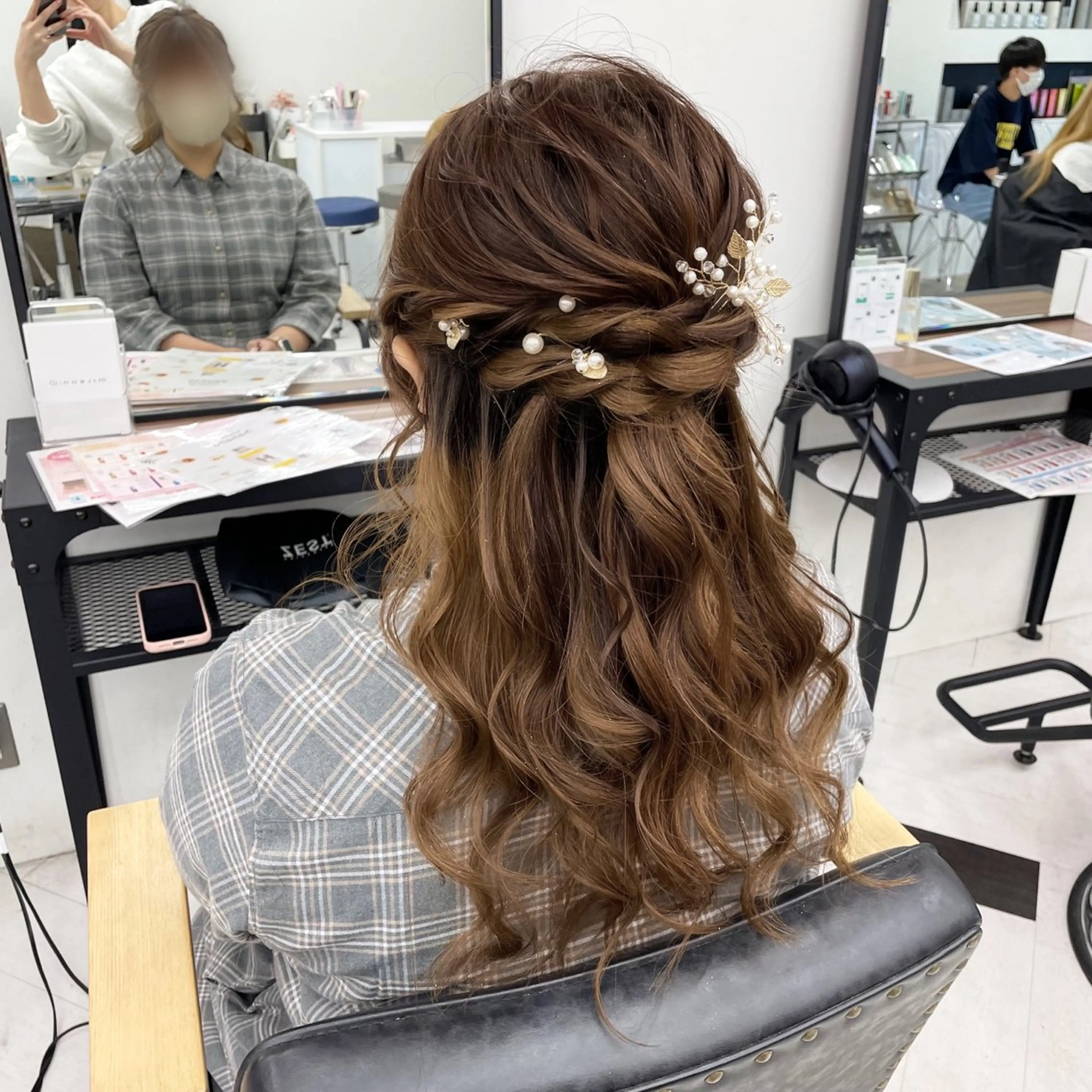 ミディアム カラー パーマ ヘアアレンジ メンズ ブラウンカラー 透明感カラー トリートメント mona/ ストレートスタイル✨のヘアスタイル