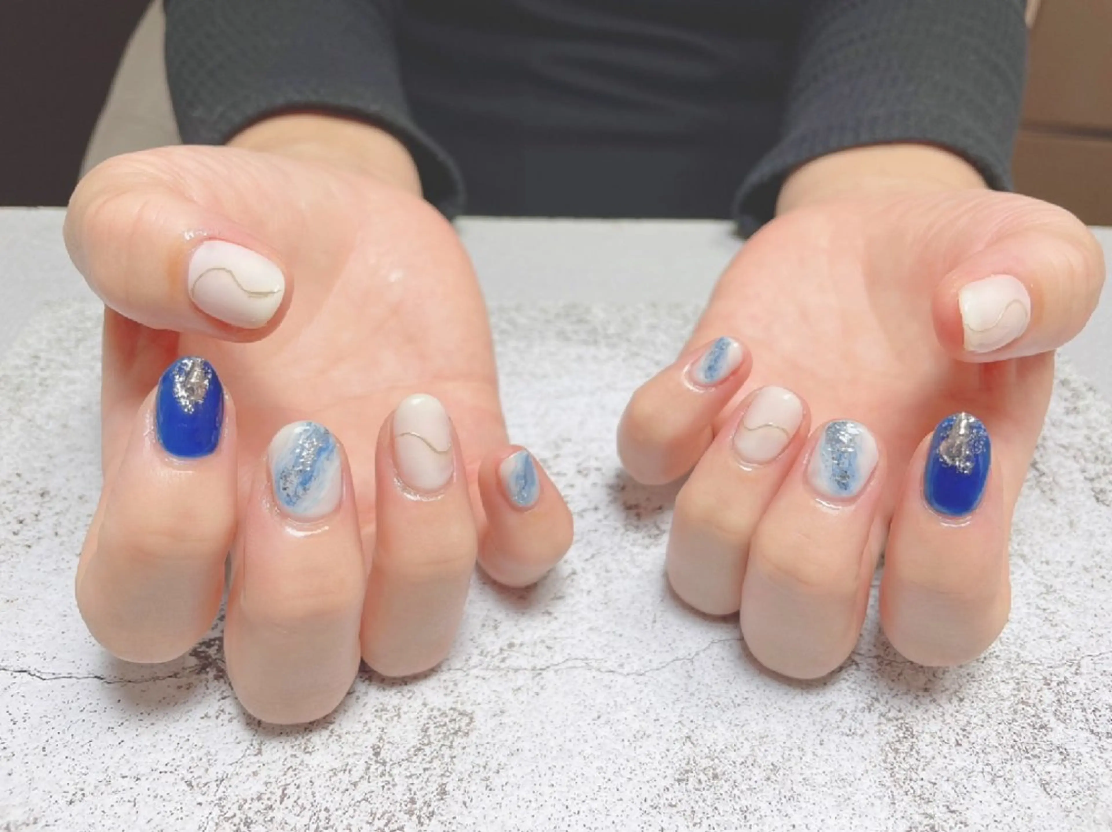 ネイル Nailsalon Blueのネイルデザイン