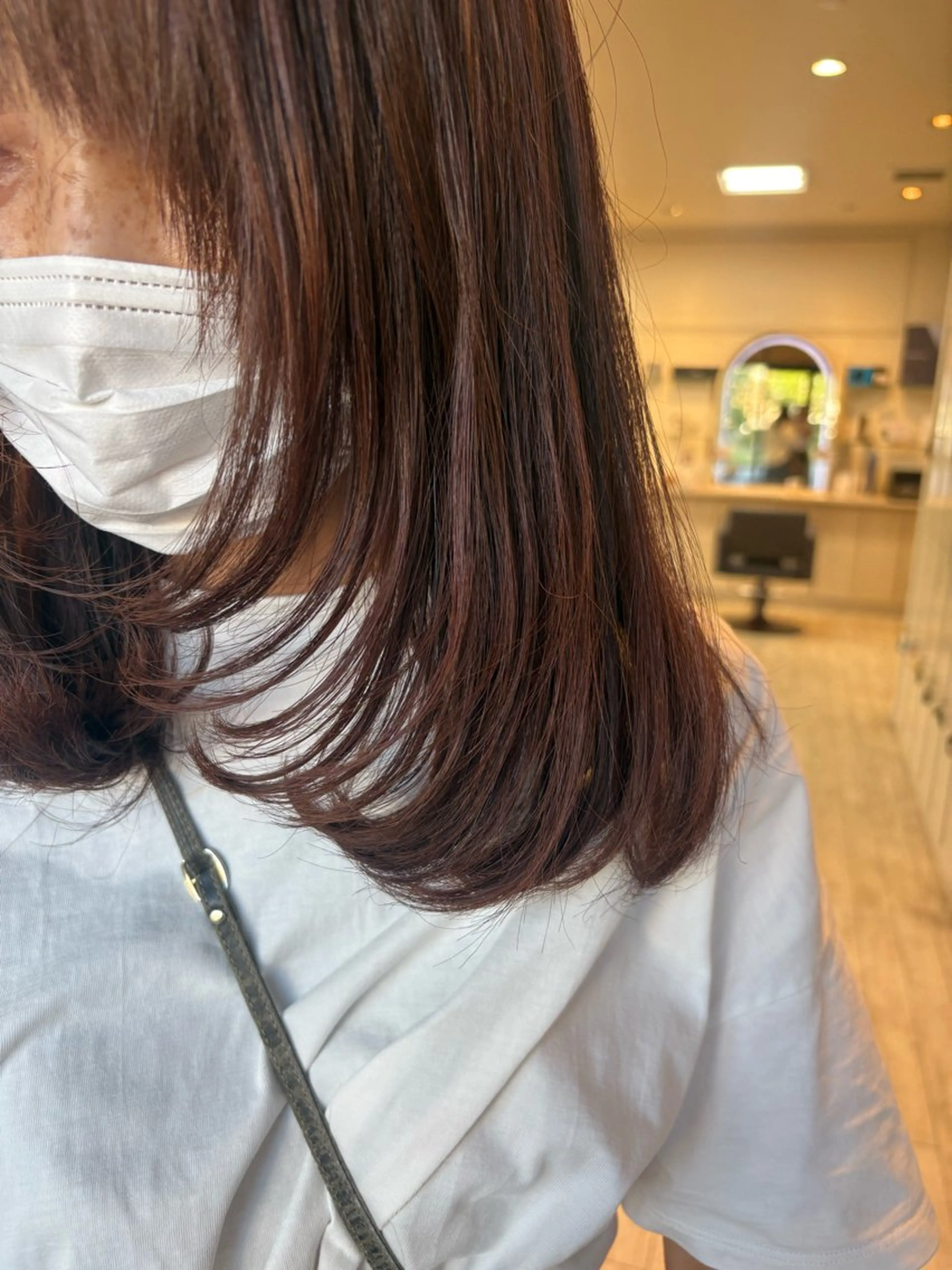 ミディアム 顔まわりレイヤー 顔周りカット 外国人風カラー ハイライト レイヤーカット カット トリートメント CREA渋沢 モデル募集🌺アイナのヘアスタイル