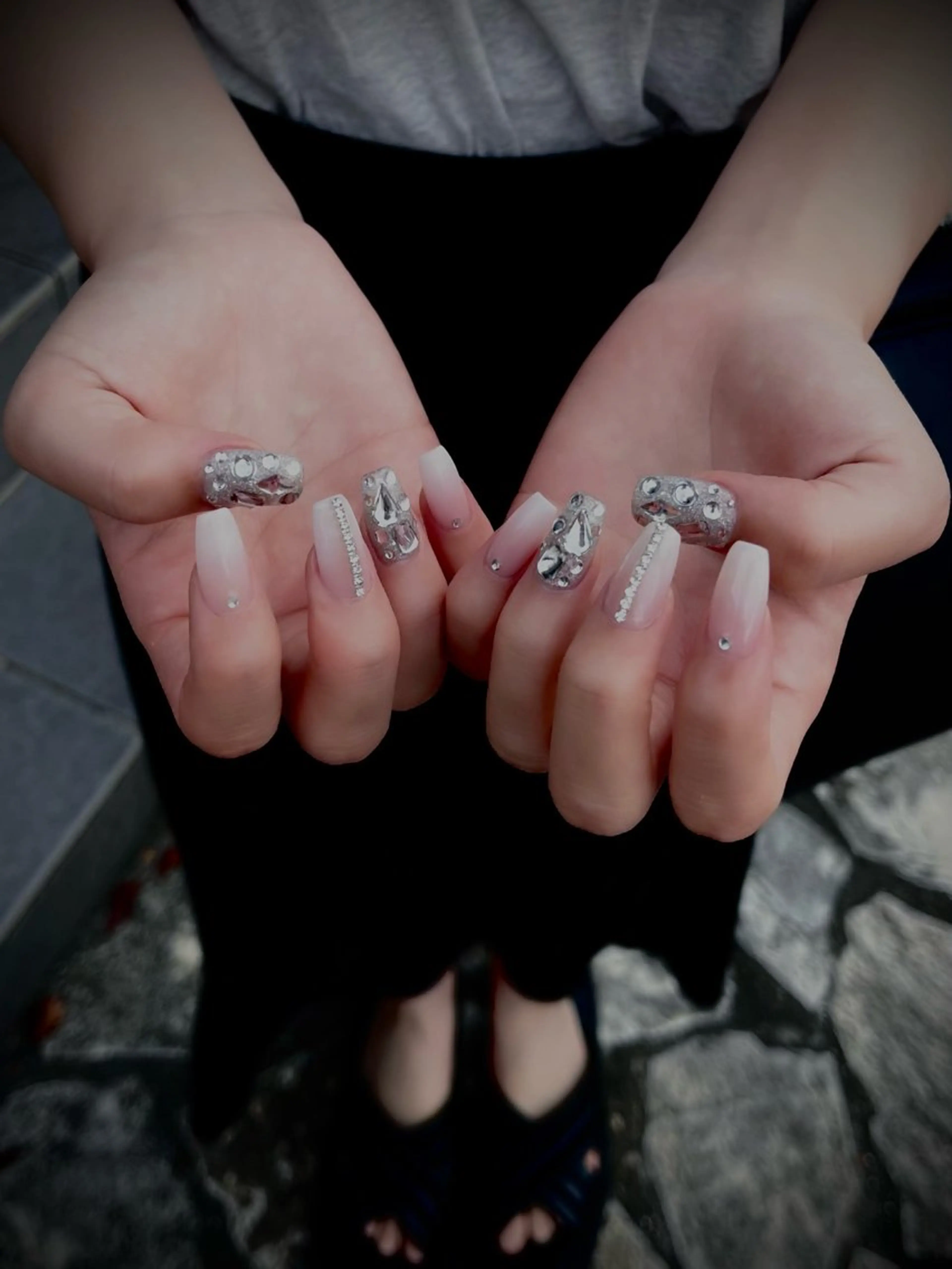 ネイル キラキラネイル マグネットネイル ワンカラーネイル スカルプネイル ワンホンネイル nine.🦋 YUKOのネイルデザイン