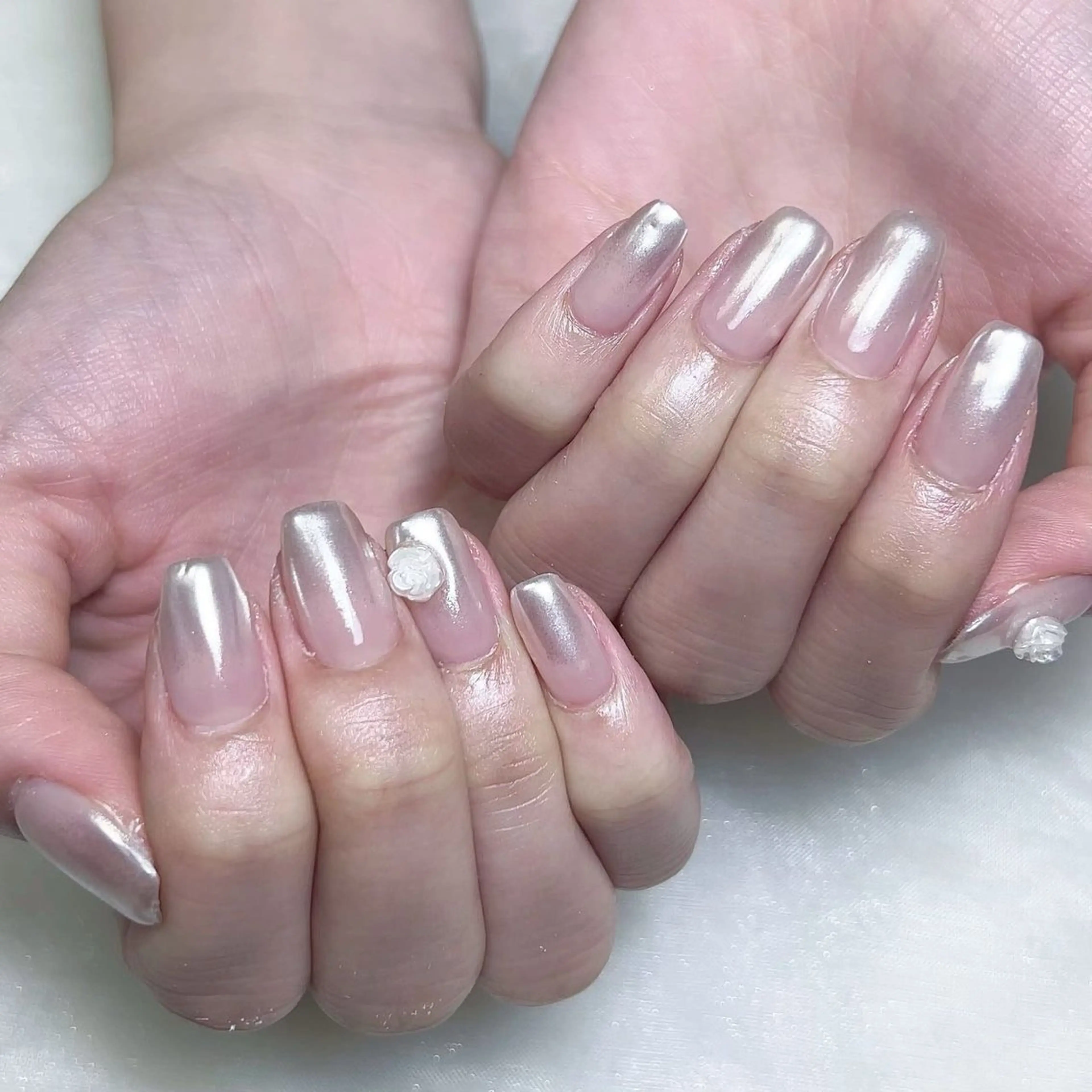 メンズ ネイル グラデーション ミラーネイル ハンドネイル Nail salon 木にいるのネイルデザイン