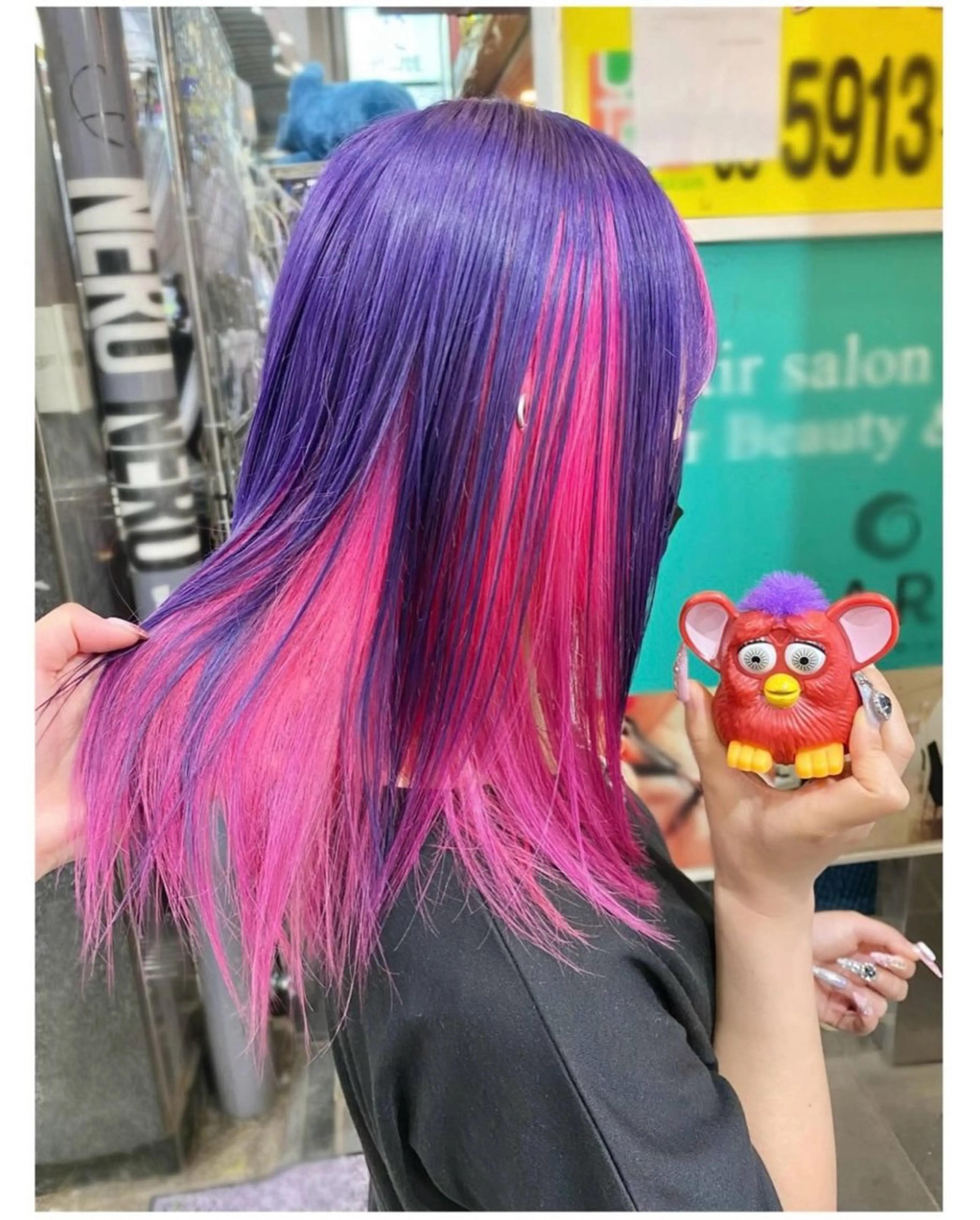 ミディアム カラー ピンクカラー パープルカラー ヘアカラー GARU-ガル-所属・TSUNO🦖 派手髪/オタク美容師のヘアスタイル