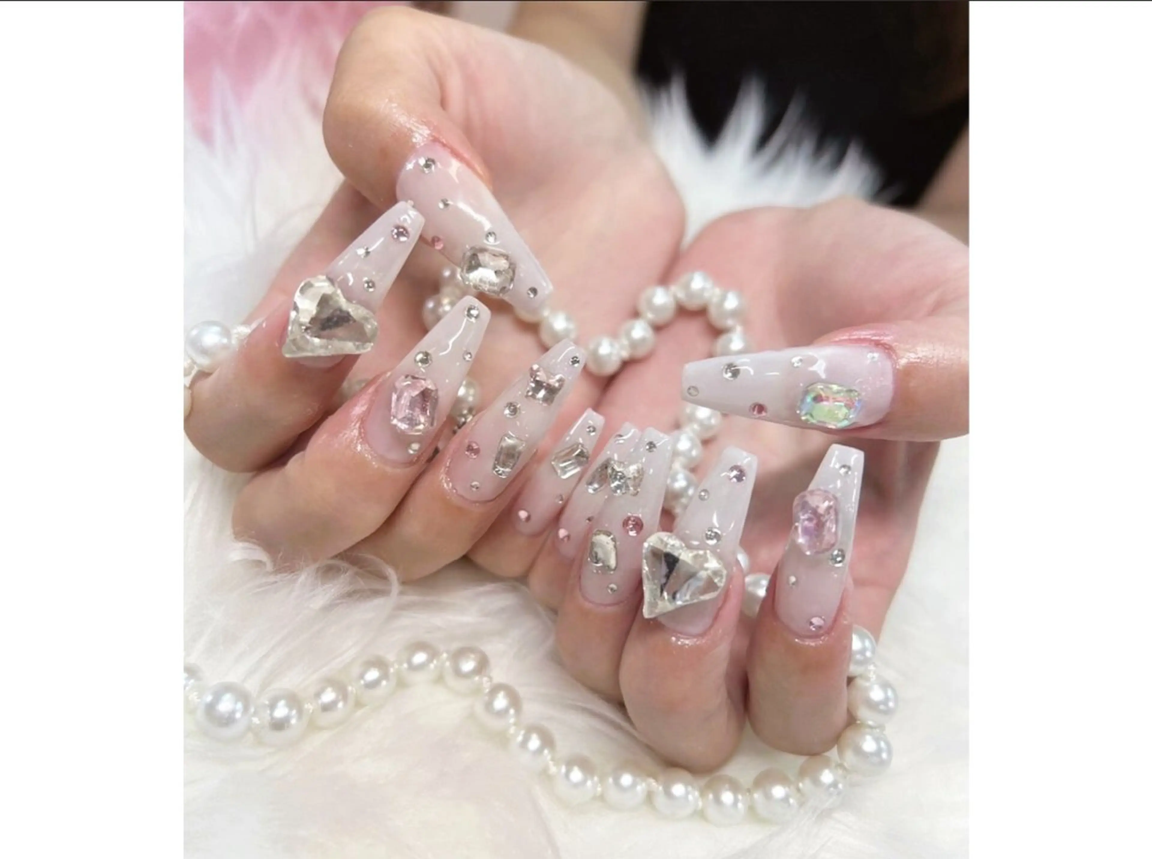 ネイル オーロラネイル 長さ出し フレンチネイル ジェルネイル マグネットネイル ハンドネイル ETERNA Nail 銀座店【パラジェル/フィルイン/チップ長さだし/マグネット/ニュアンス】所属・ア カリのネイルデザイン