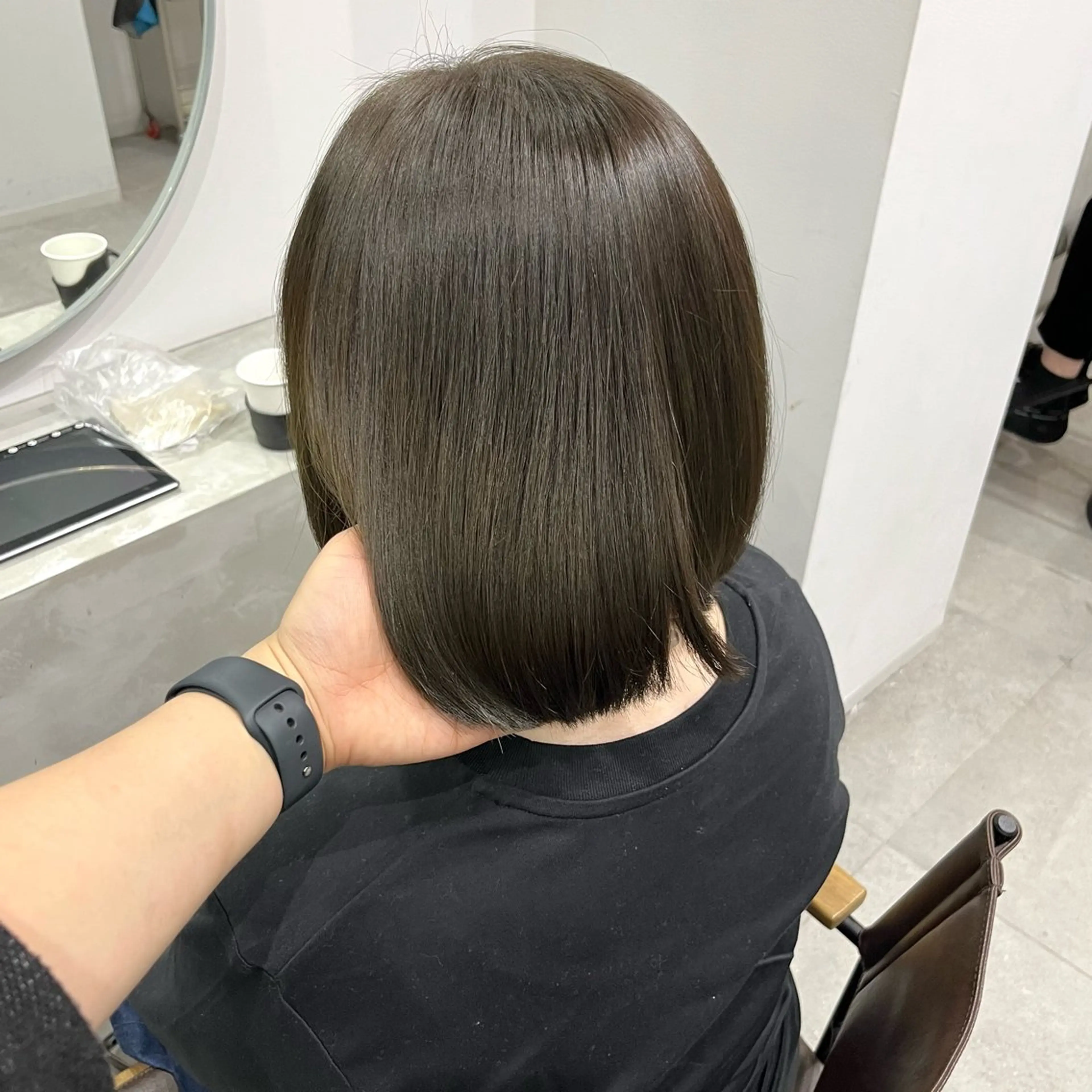 ミディアム カラー グレージュ オリーブグレージュ オリーブグレー ボブ emma所属・RINA 韓国ヘア/半個室のヘアスタイル