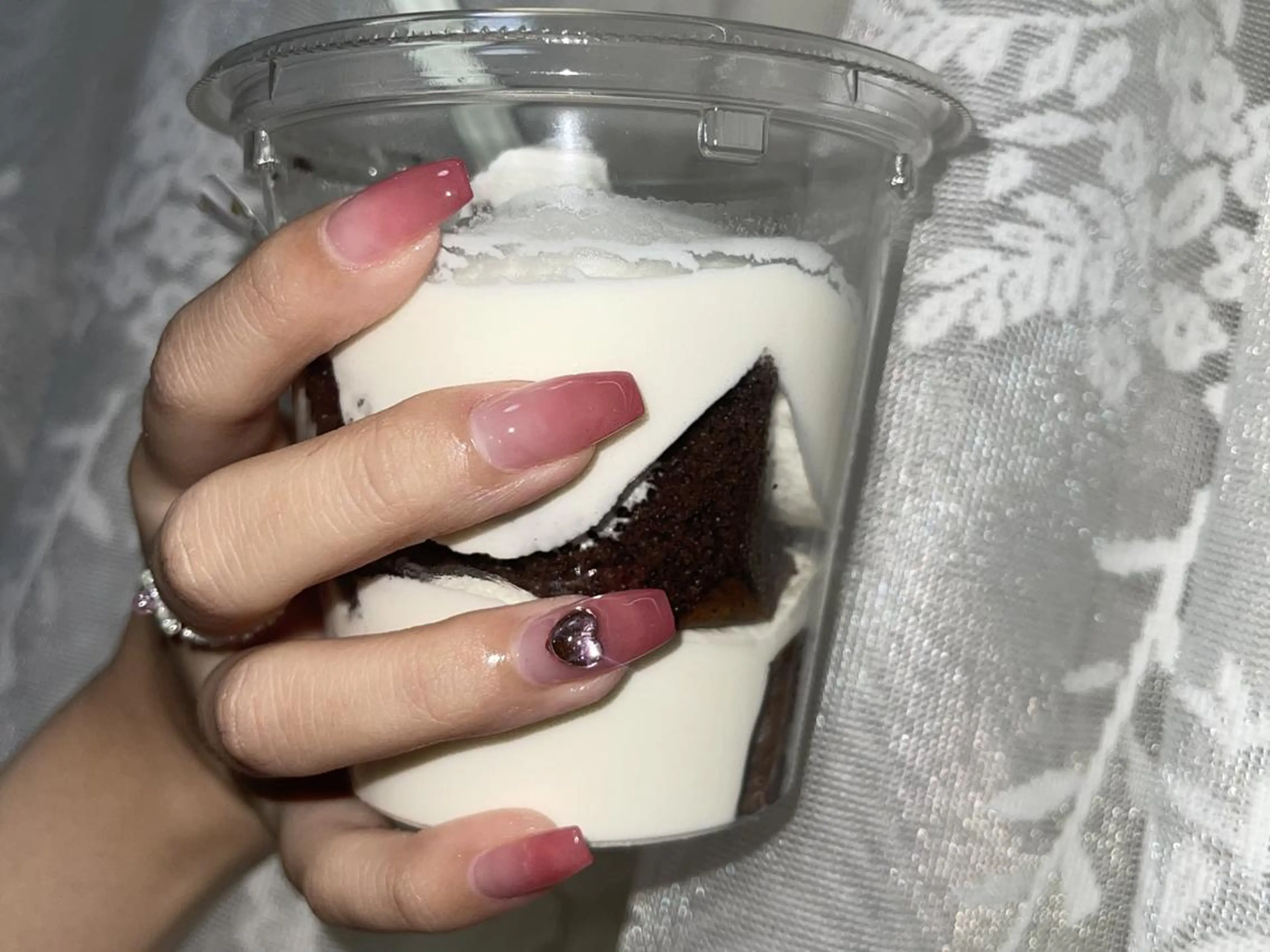 ネイル ハンドネイル 🦋y y Nail 🤍のネイルデザイン