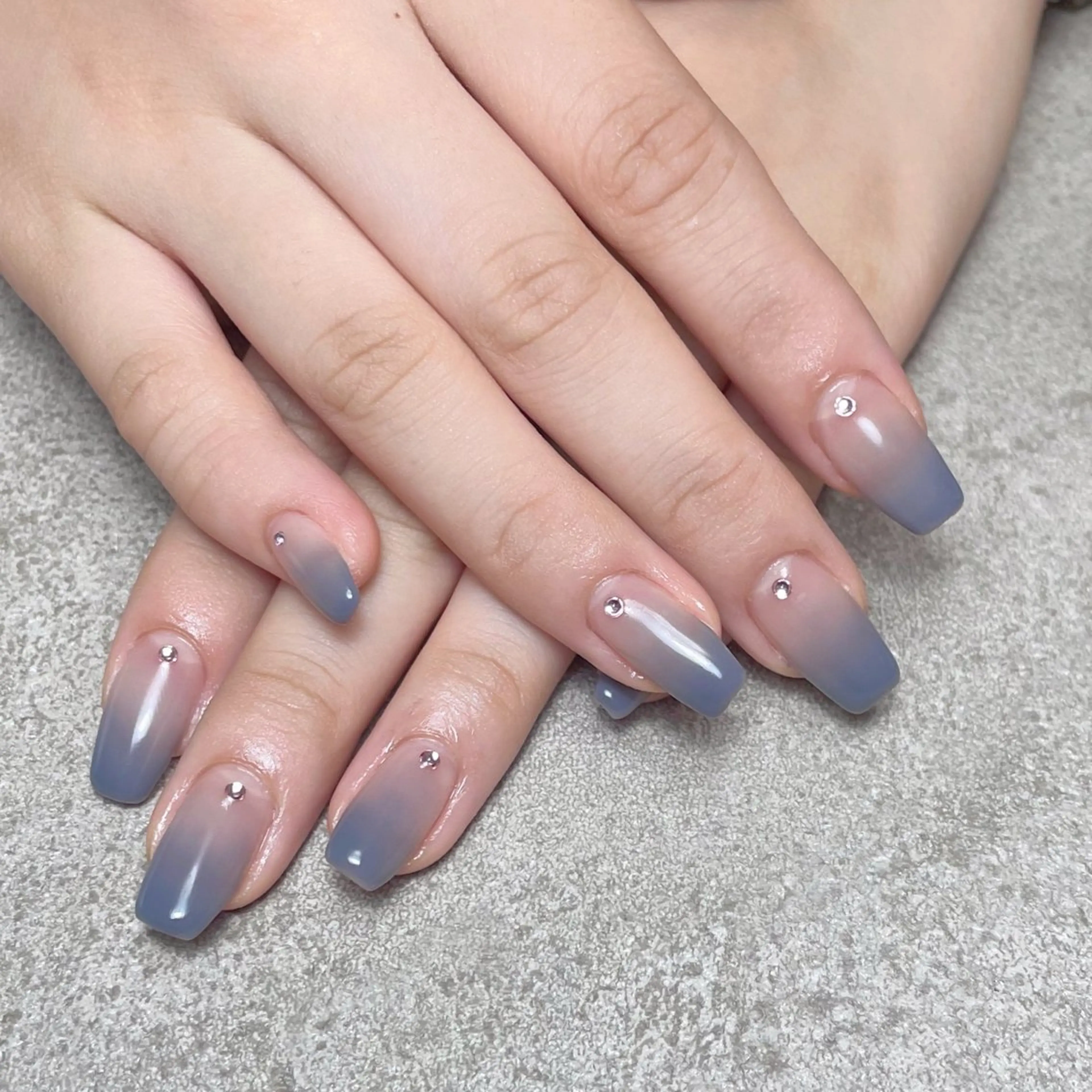 ネイル ハンドネイル nailroom DIASOMNIAのネイルデザイン