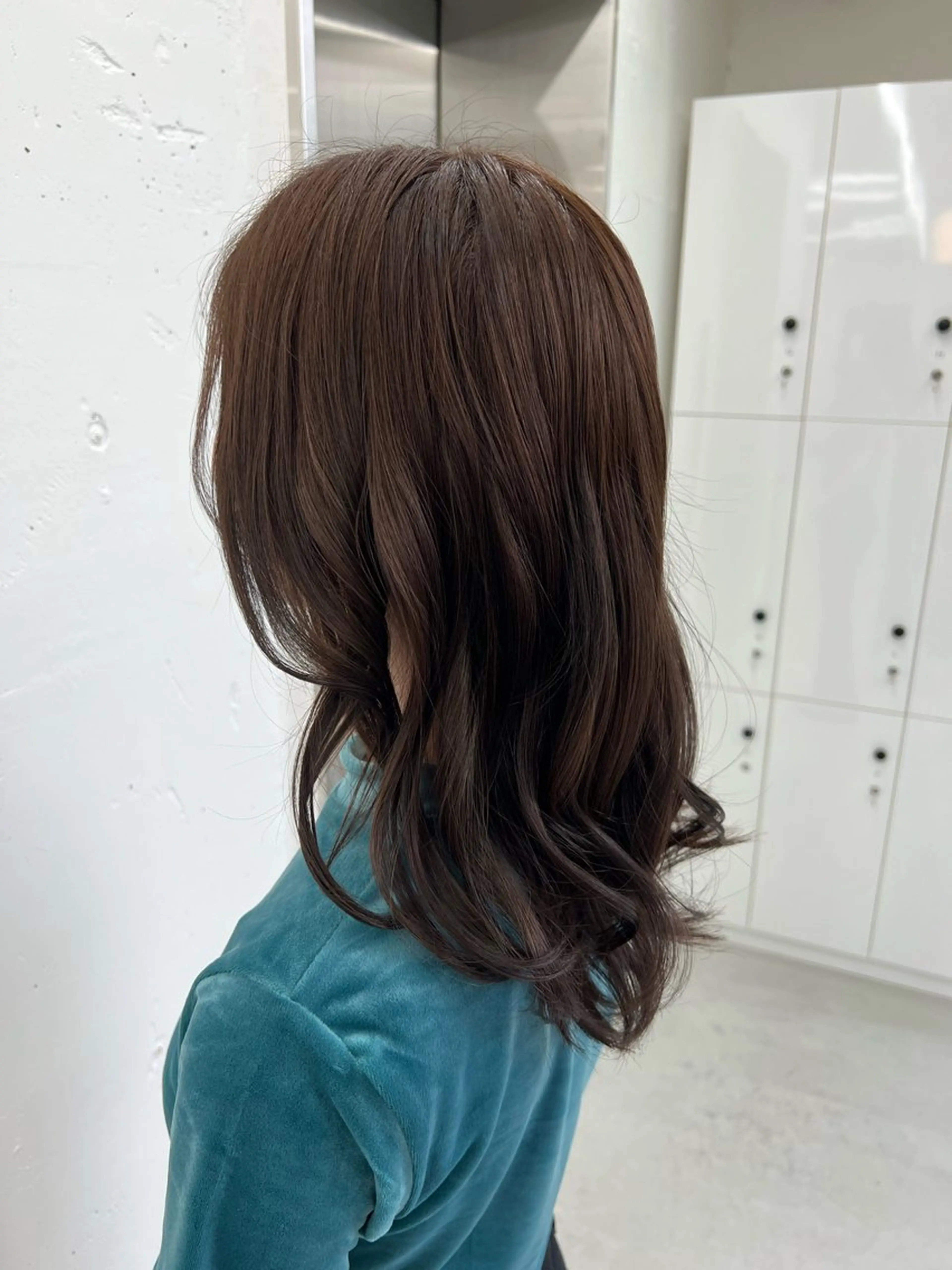 セミロング カラー ブラウンカラー 透明感カラー あすか JILLSTUDIOのヘアスタイル