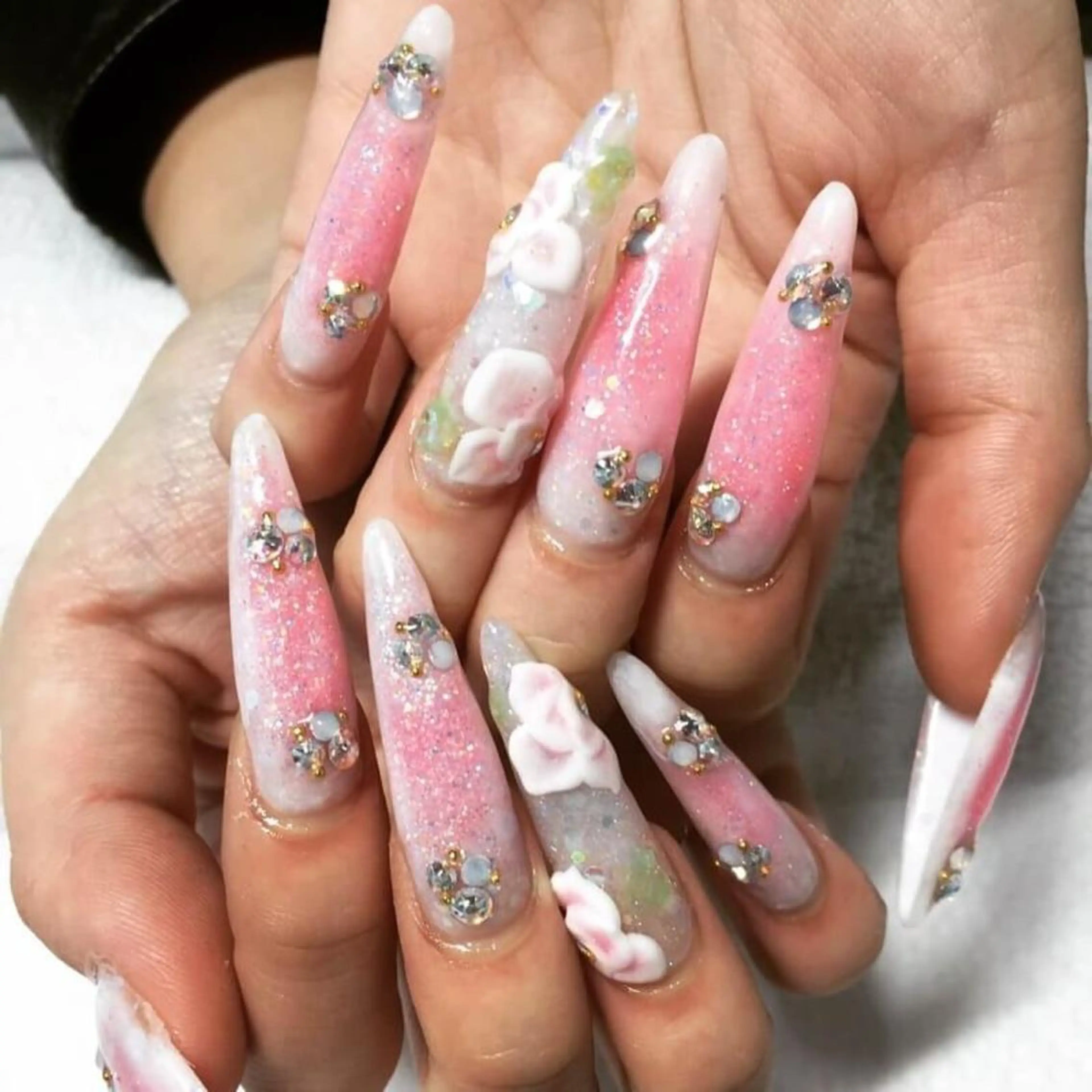 ロング ネイル ハンドネイル 《LB》ラブリエ Nail&eyeのマツエク・マツパデザイン