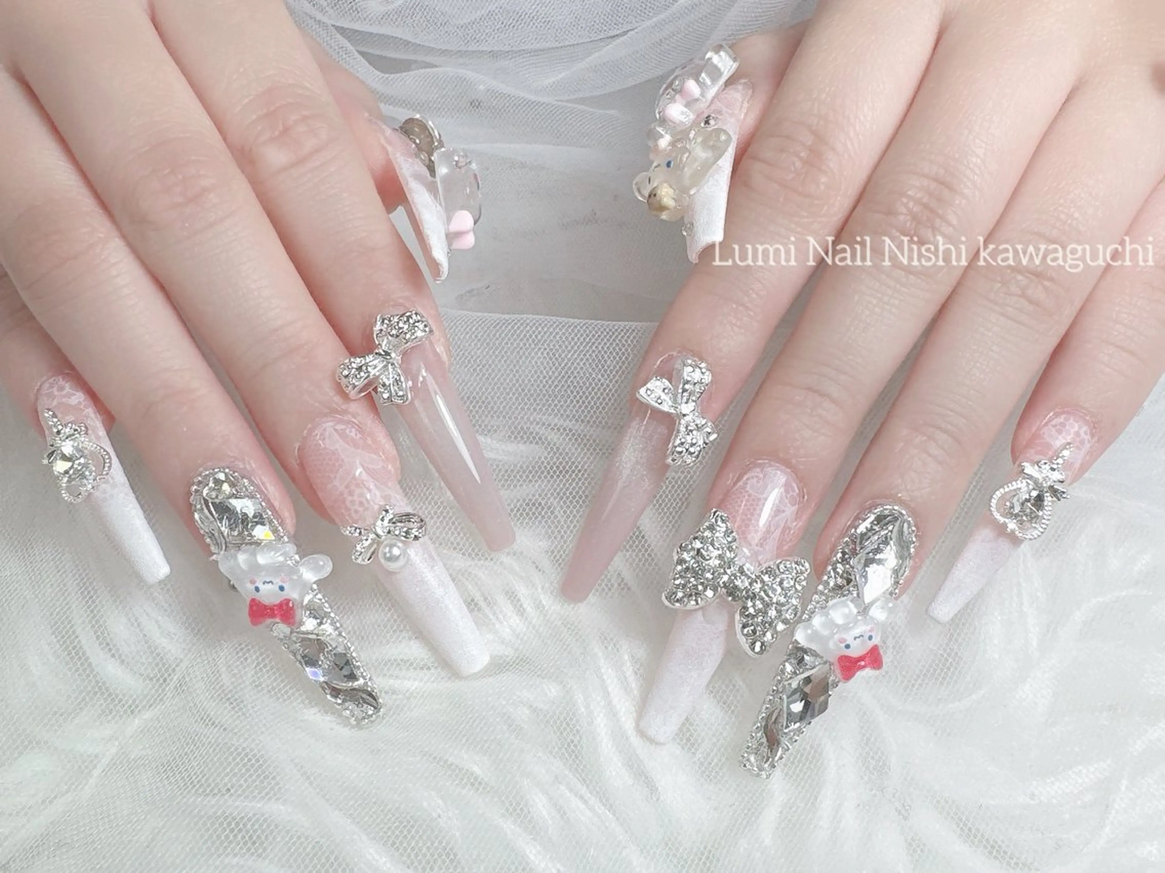 ネイル ジェルネイル キラキラネイル 韓国ネイル ワンホンネイル ハンドネイル Lumiネイルサロン所属・Lumi Nail Salonのネイルデザイン