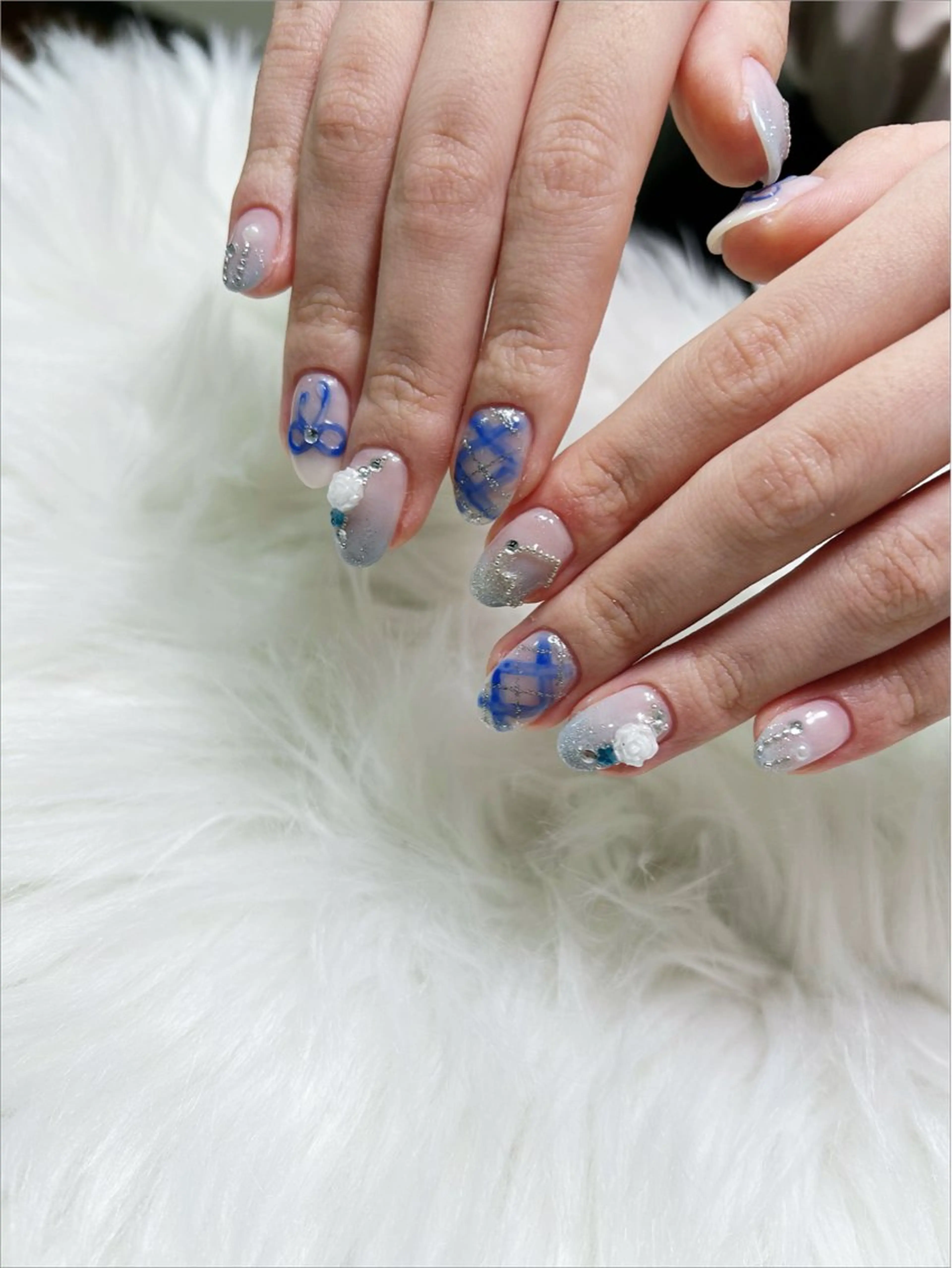 ネイル 持ち込み EmaNail天満橋店所属・EmaNail Risaのネイルデザイン