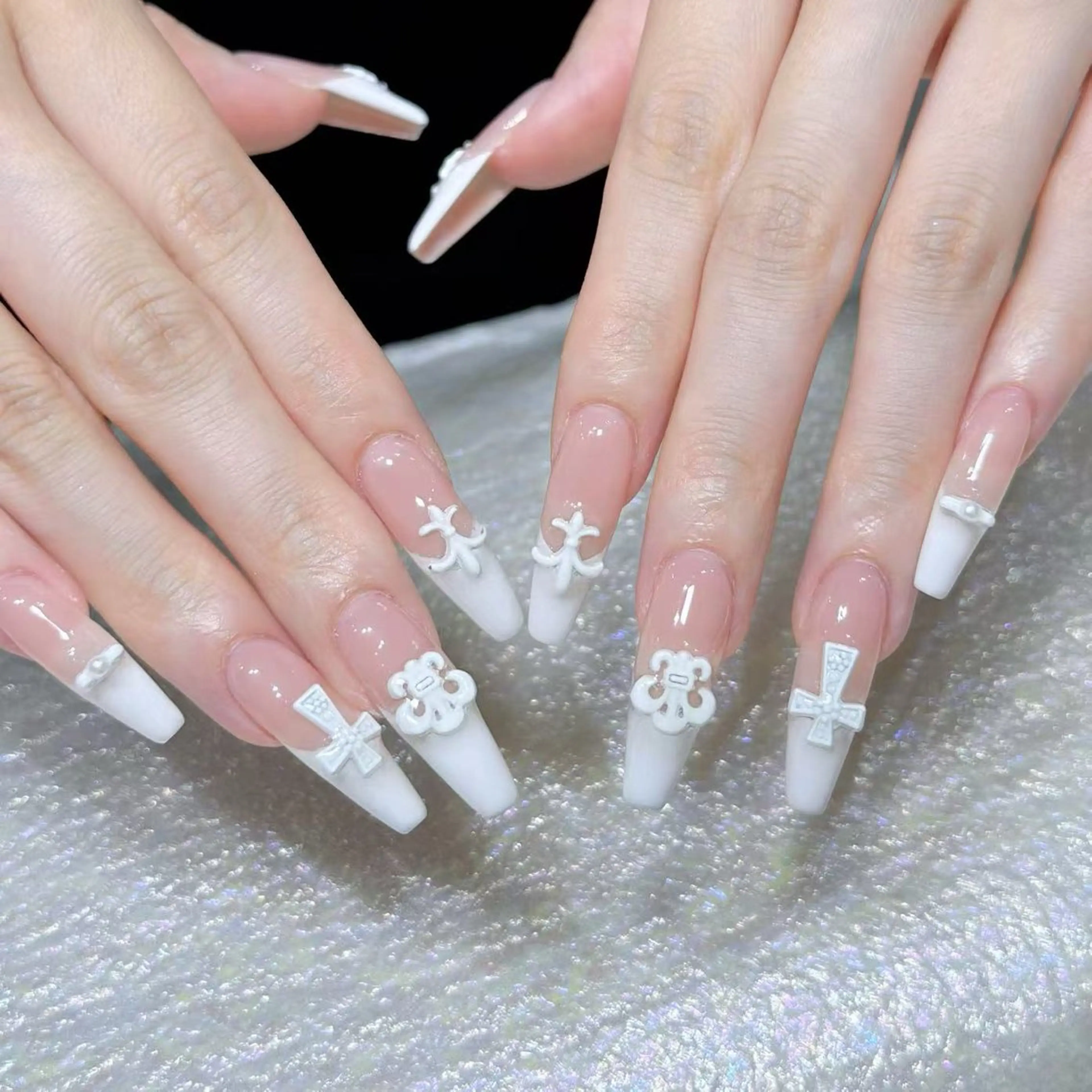 ネイル ハンドネイル Queens マオのネイルデザイン