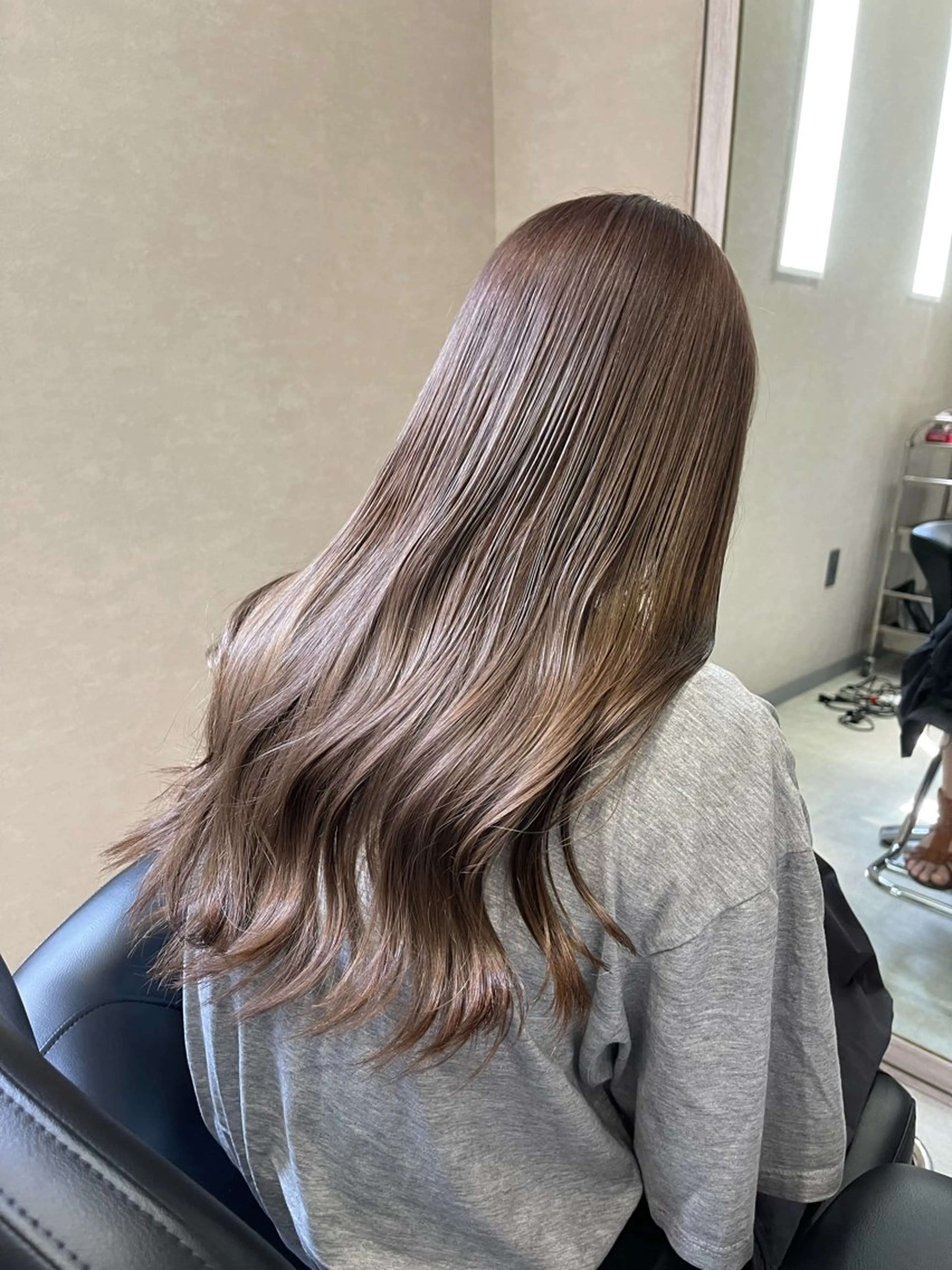 ロング カラー 透明感カラー カット ヘアカラー Felice Erikaのヘアスタイル