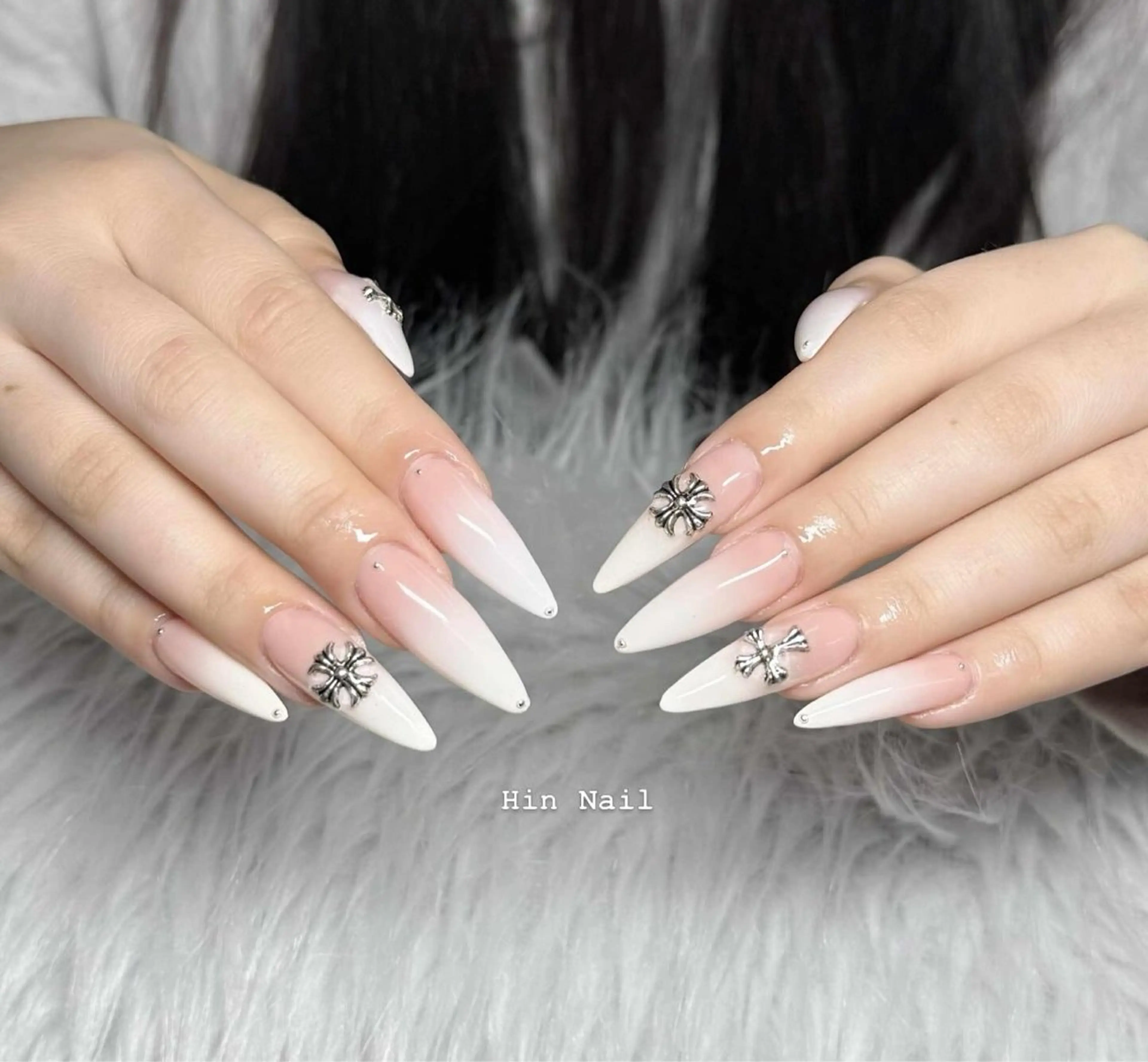 ネイル ハンドネイル HIN NAILのネイルデザイン