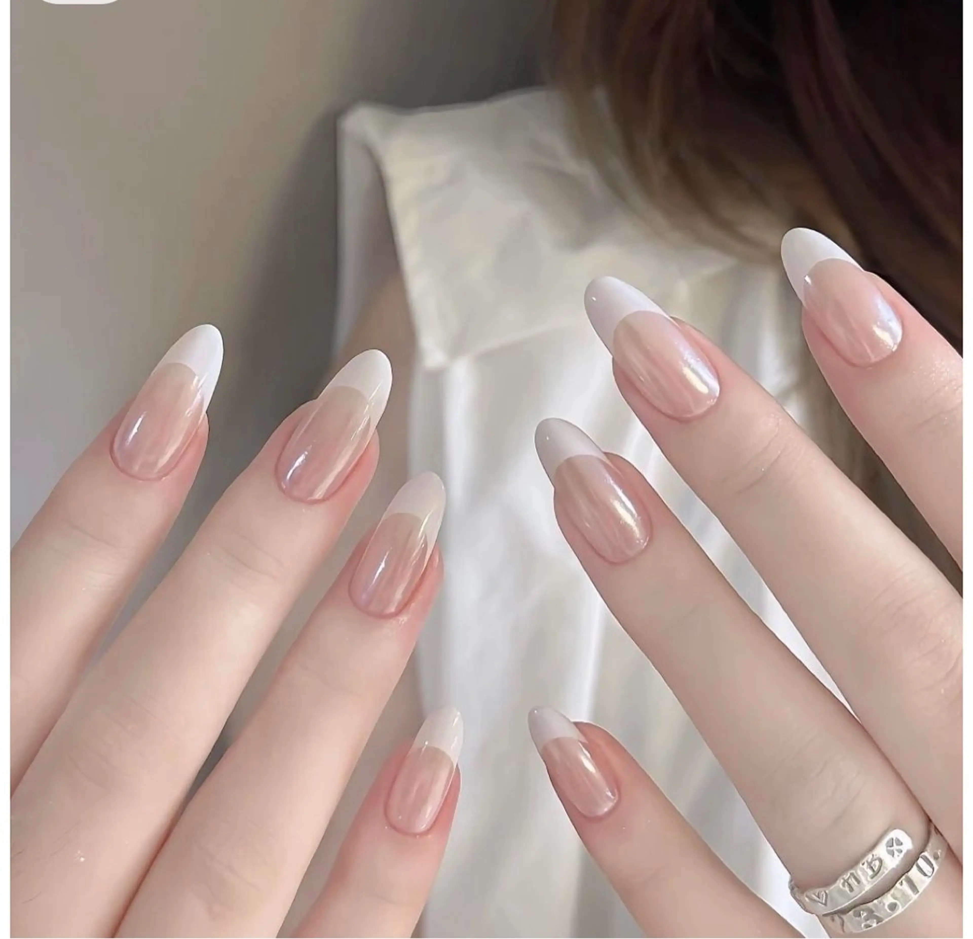 フレンチ×ミラーネイル(長さ出し)の写真